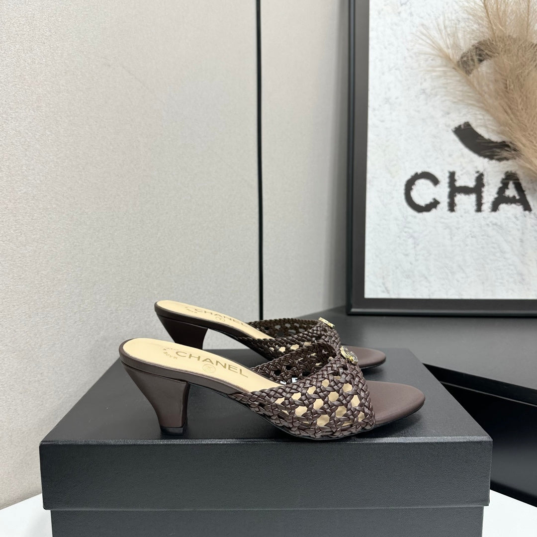 CC Openwork Mule Coffee Woven Sheepskin 743265