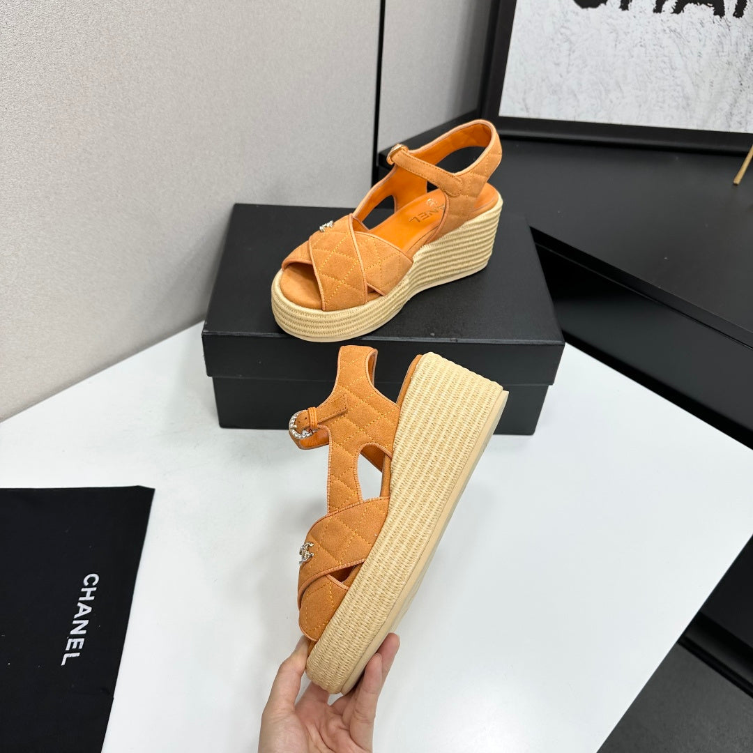 CC 26s Wedge Sandals Orange Suede 925928