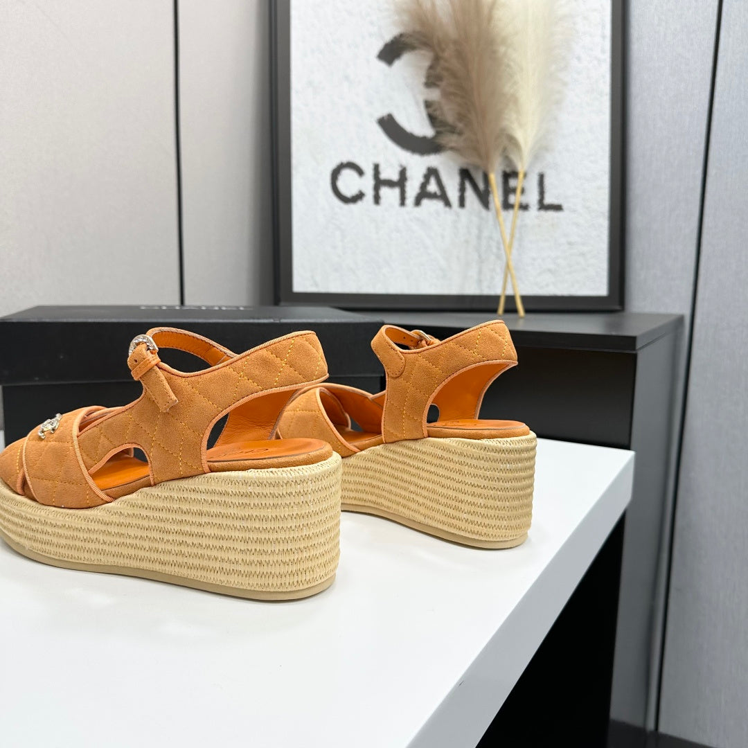 CC 26s Wedge Sandals Orange Suede 925928