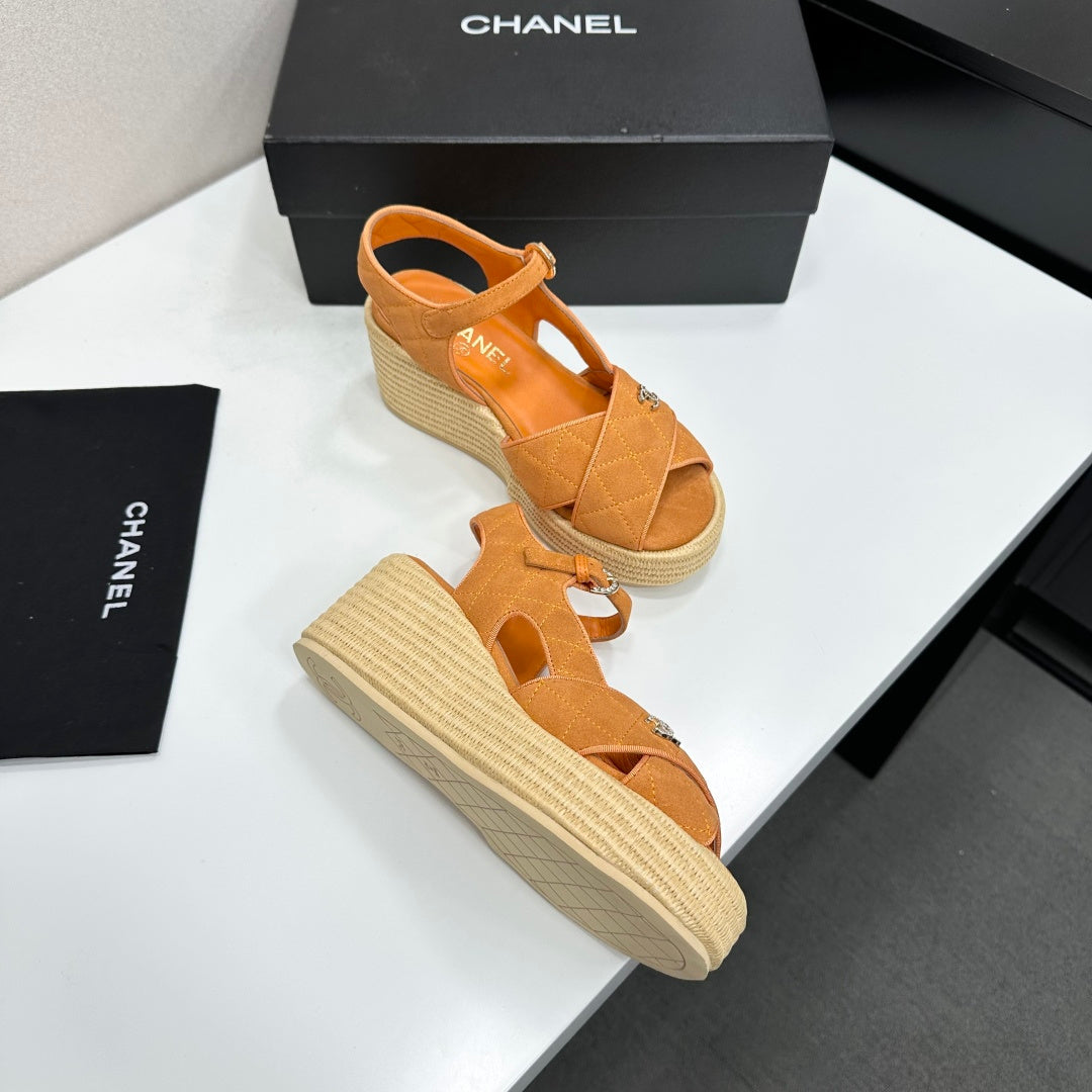 CC 26s Wedge Sandals Orange Suede 925928