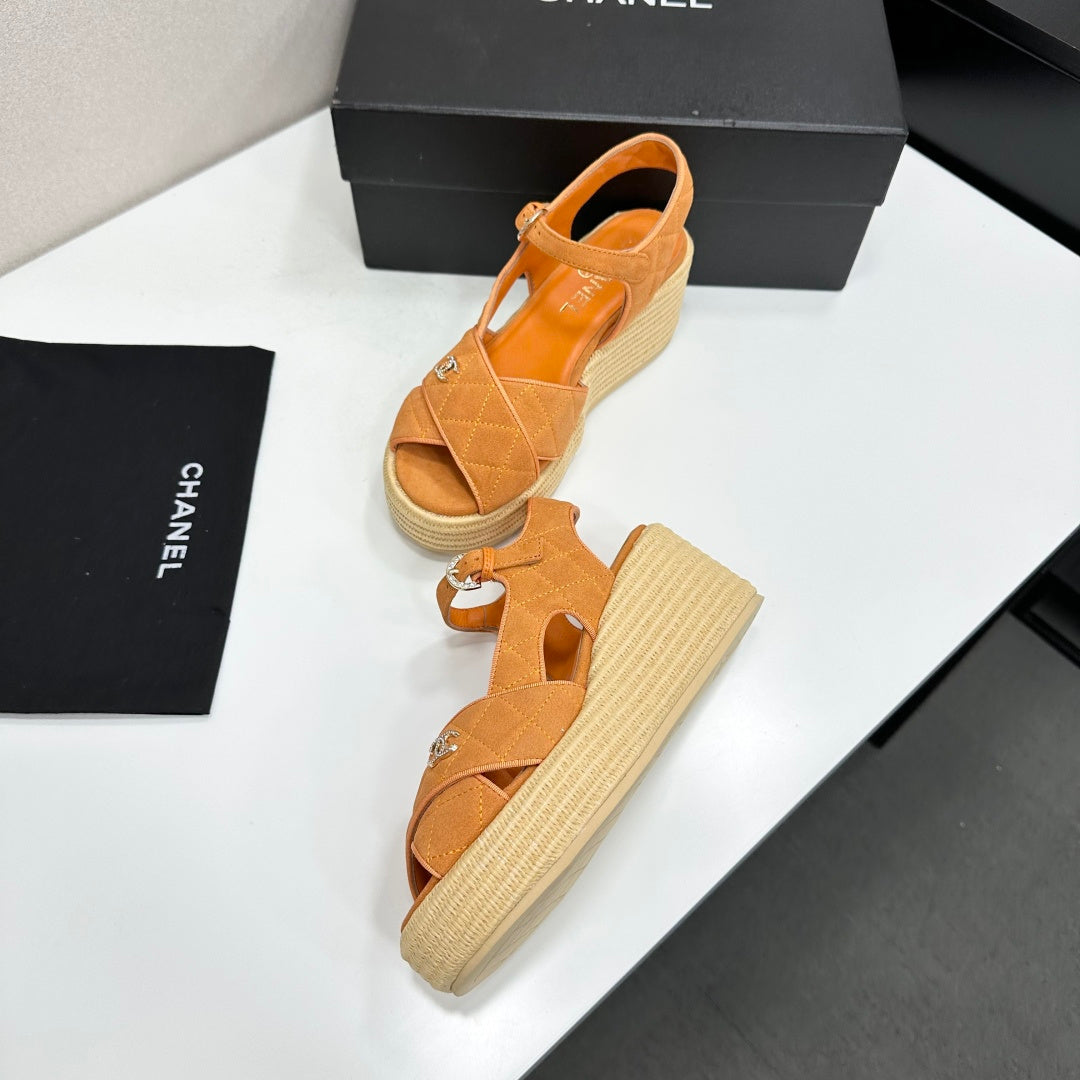 CC 26s Wedge Sandals Orange Suede 925928