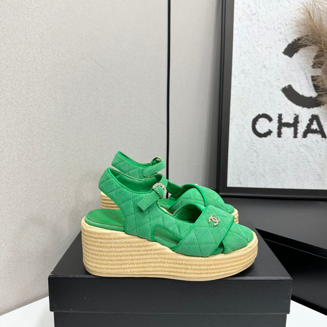 CC 26s Wedge Sandals Green Suede 925931