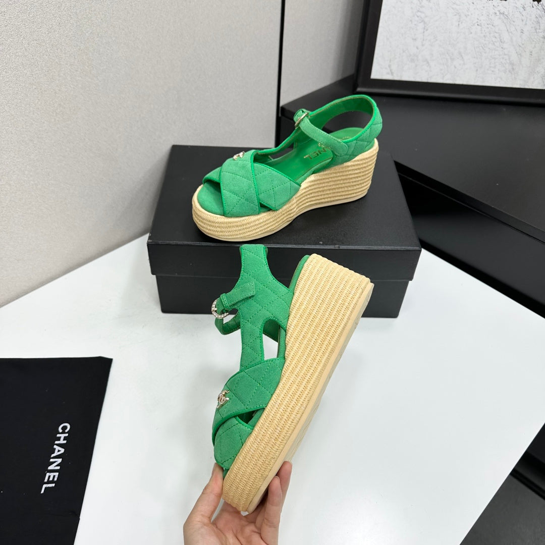 CC 26s Wedge Sandals Green Suede 925931
