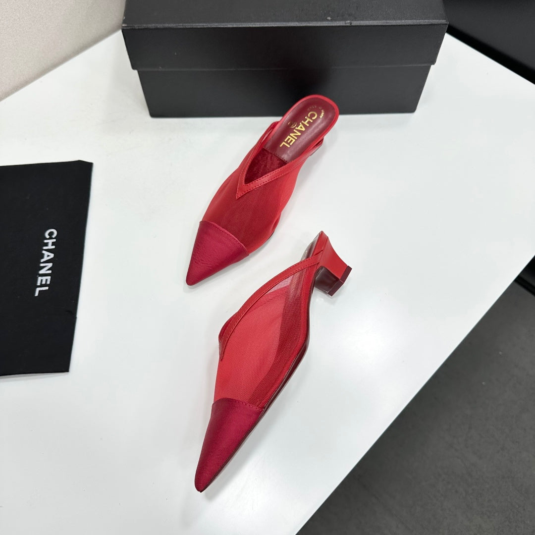 CC 26s Pointed-Toe Kitten Heel Mules Red Mesh 926393