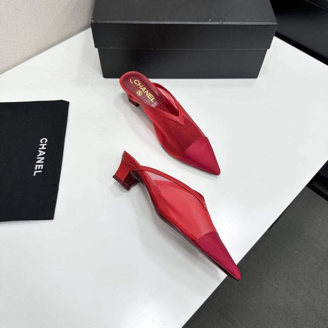 CC 26s Pointed-Toe Kitten Heel Mules Red Mesh 926393