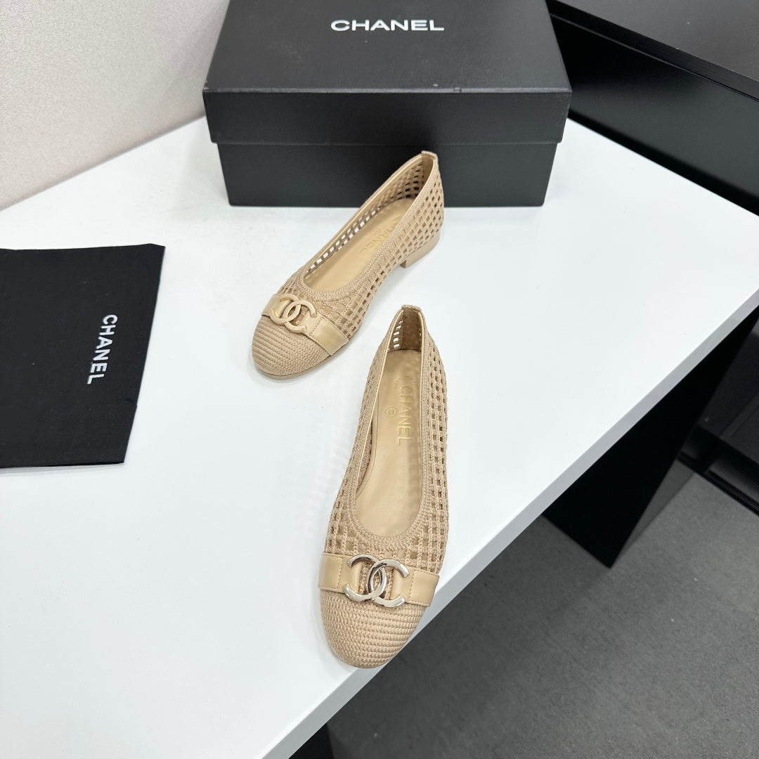 CC 26s Ballet Flat Beige Woven Raffia Mesh 925935