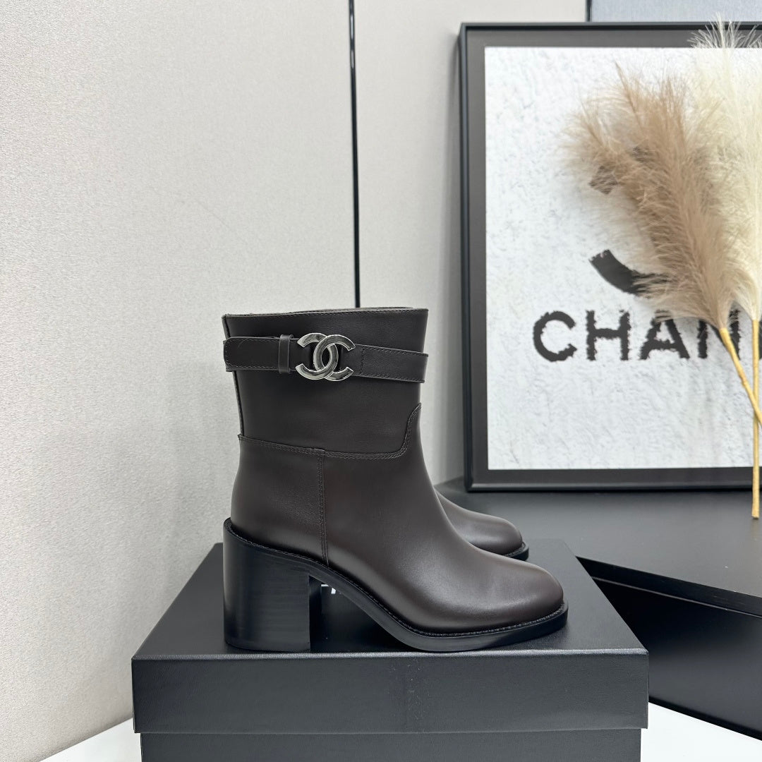 CC FW 2026 Ankle Boot Dark Coffee Cowhide 925669