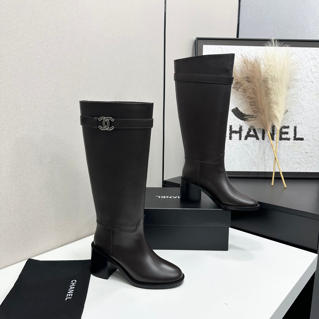 CC FW 2026 Long Boot Dark Coffee Cowhide 925684