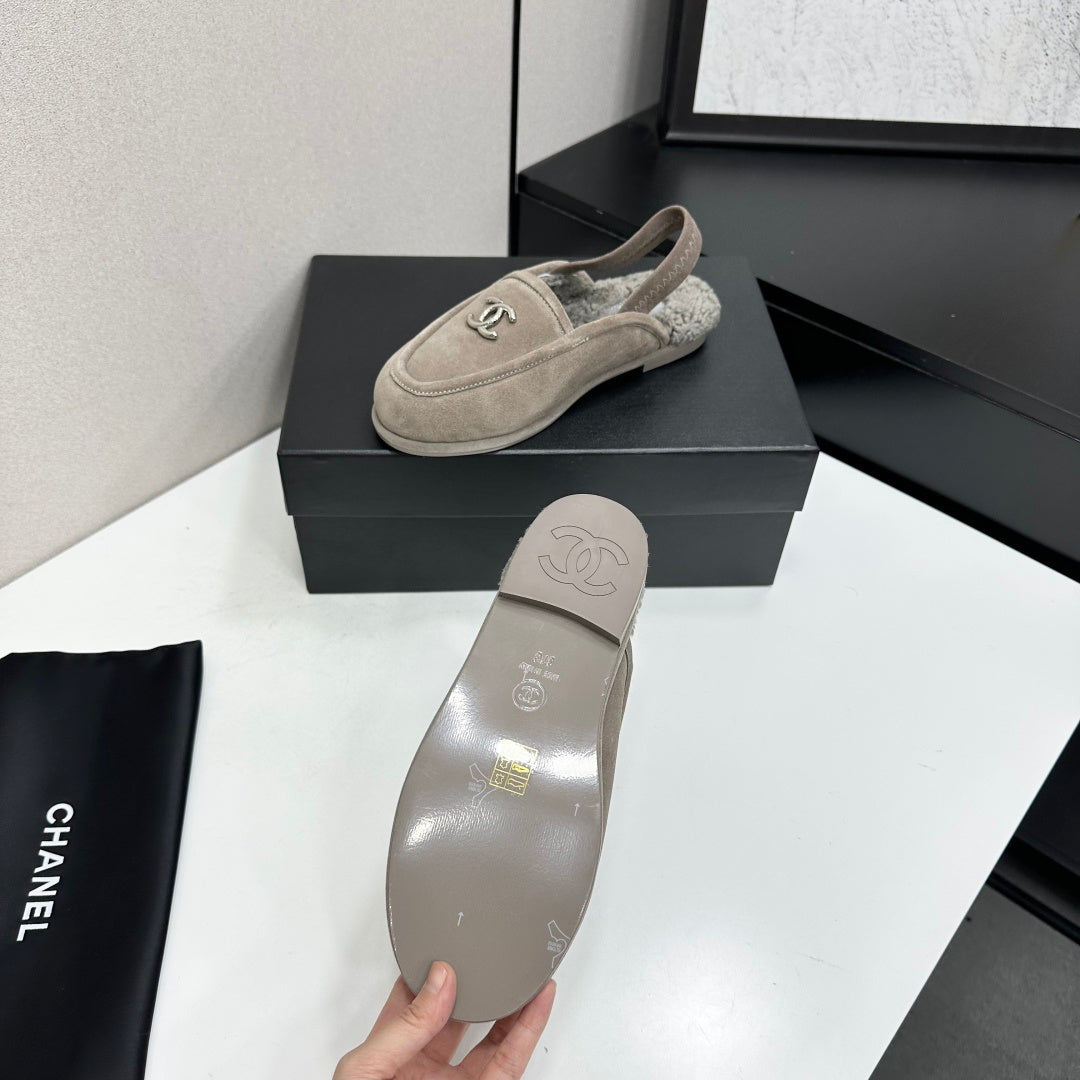 CC 26S Slingback Mules Khaki Shearling Suede 147328