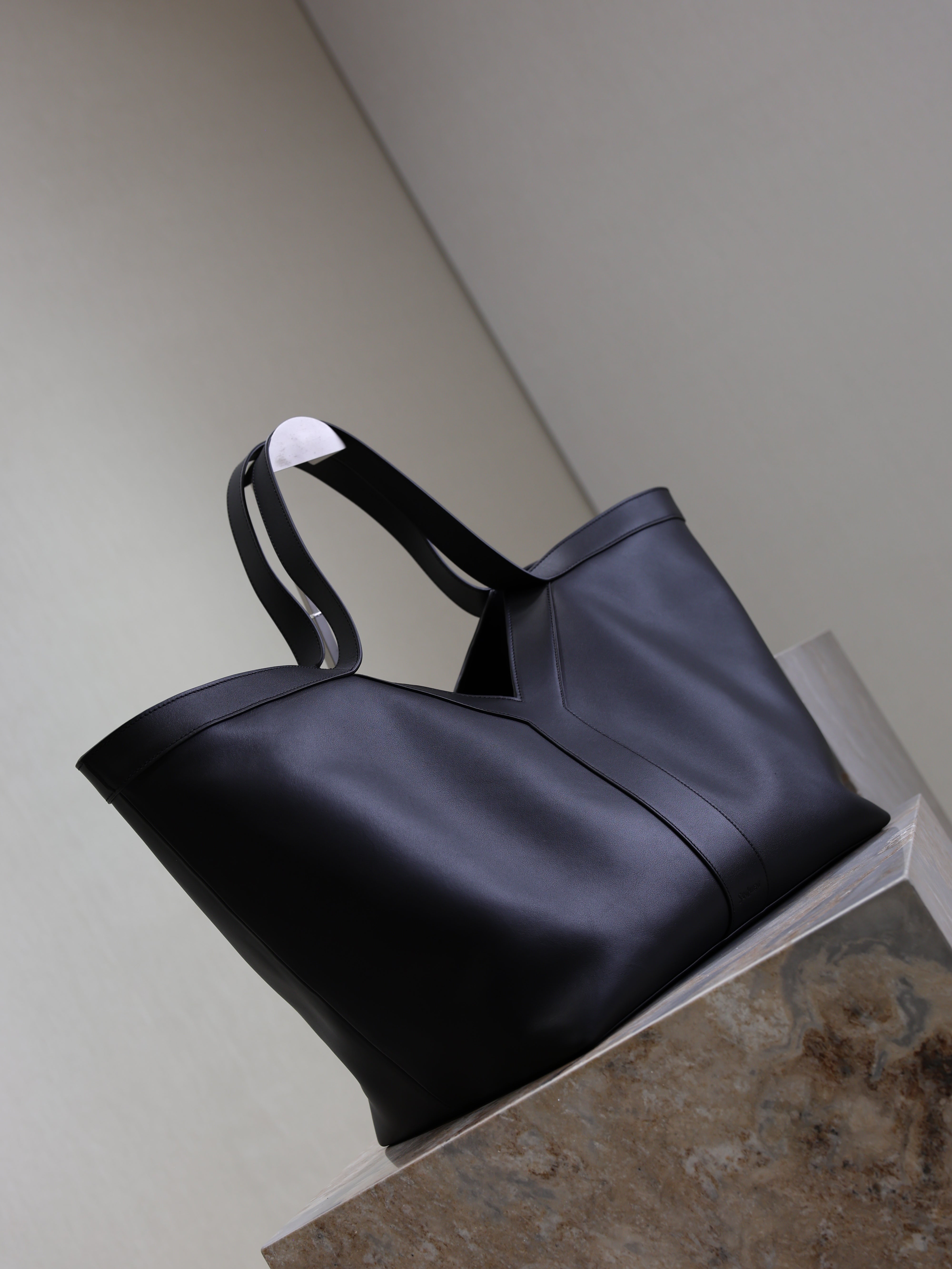 Prada Y Tote Bag Black Cowhide