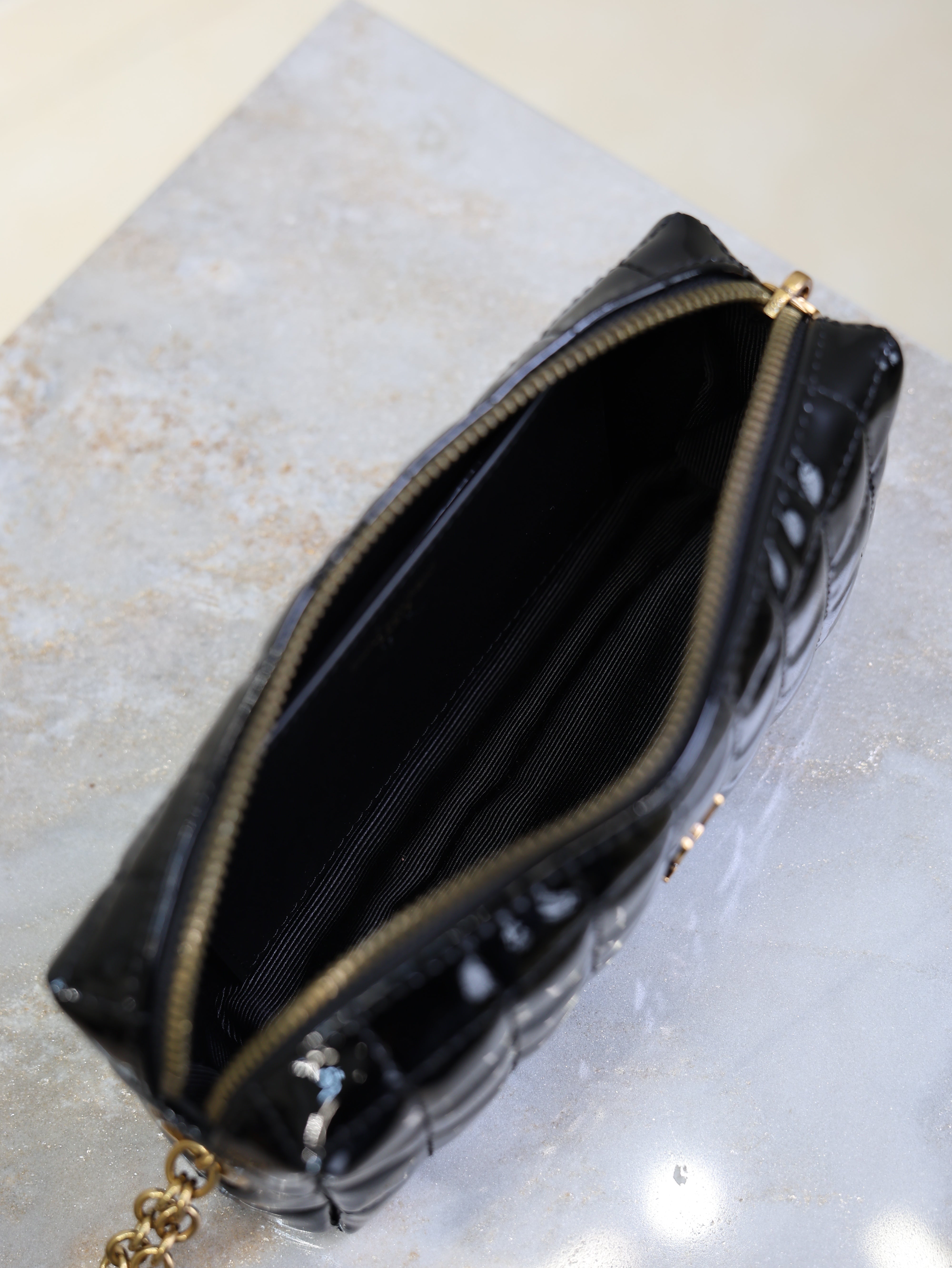 YSL Cassandre Matelassé Chain Clutch 18.5cm Black Patent Leather