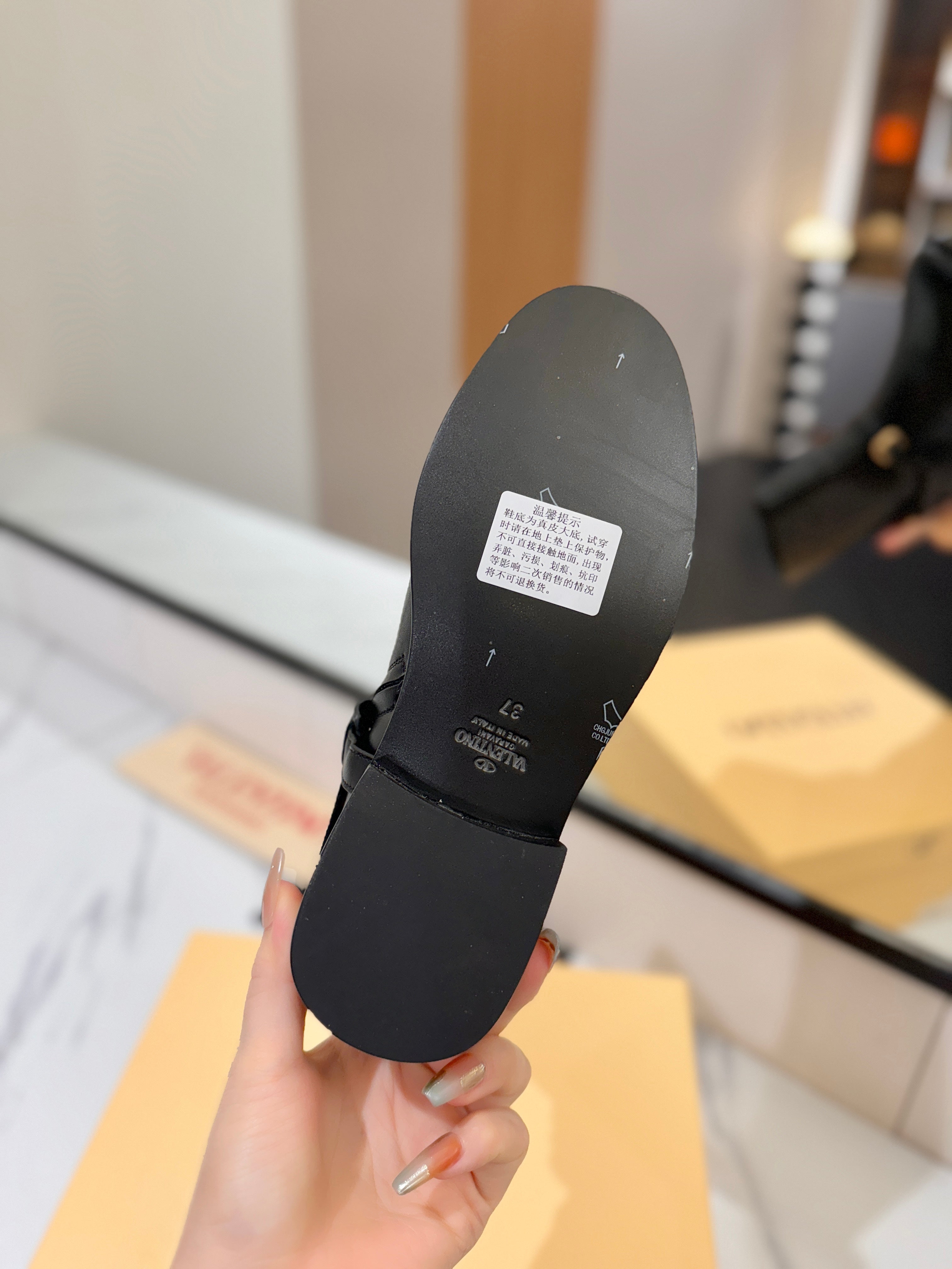 Valentino 2025 Pattie Boot Black Calfskin 560747