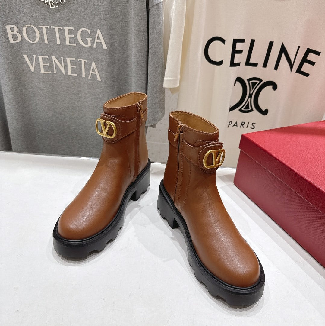 VT short boots brown calfskin 174441