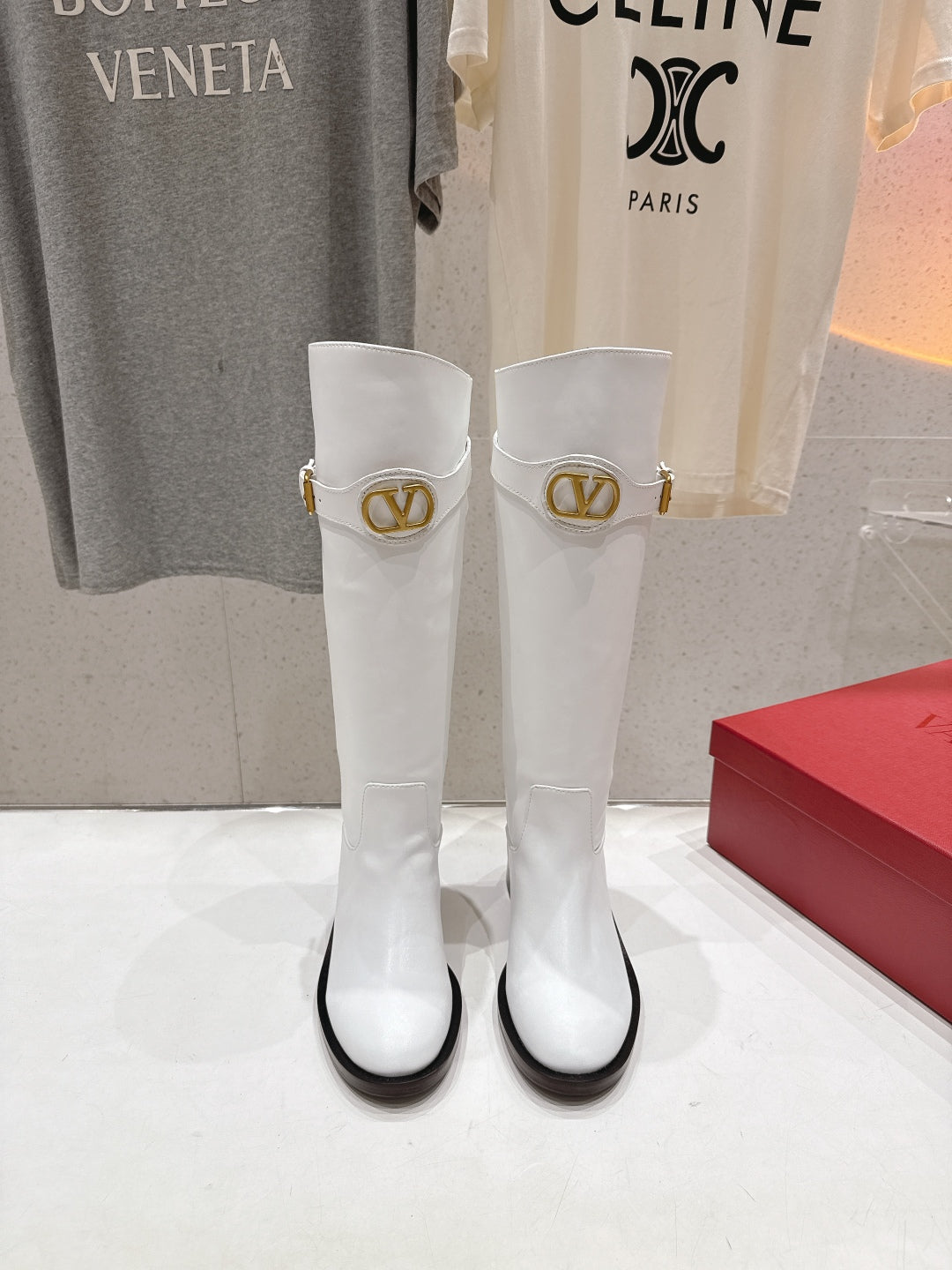 VT long boots white calfskin 174429