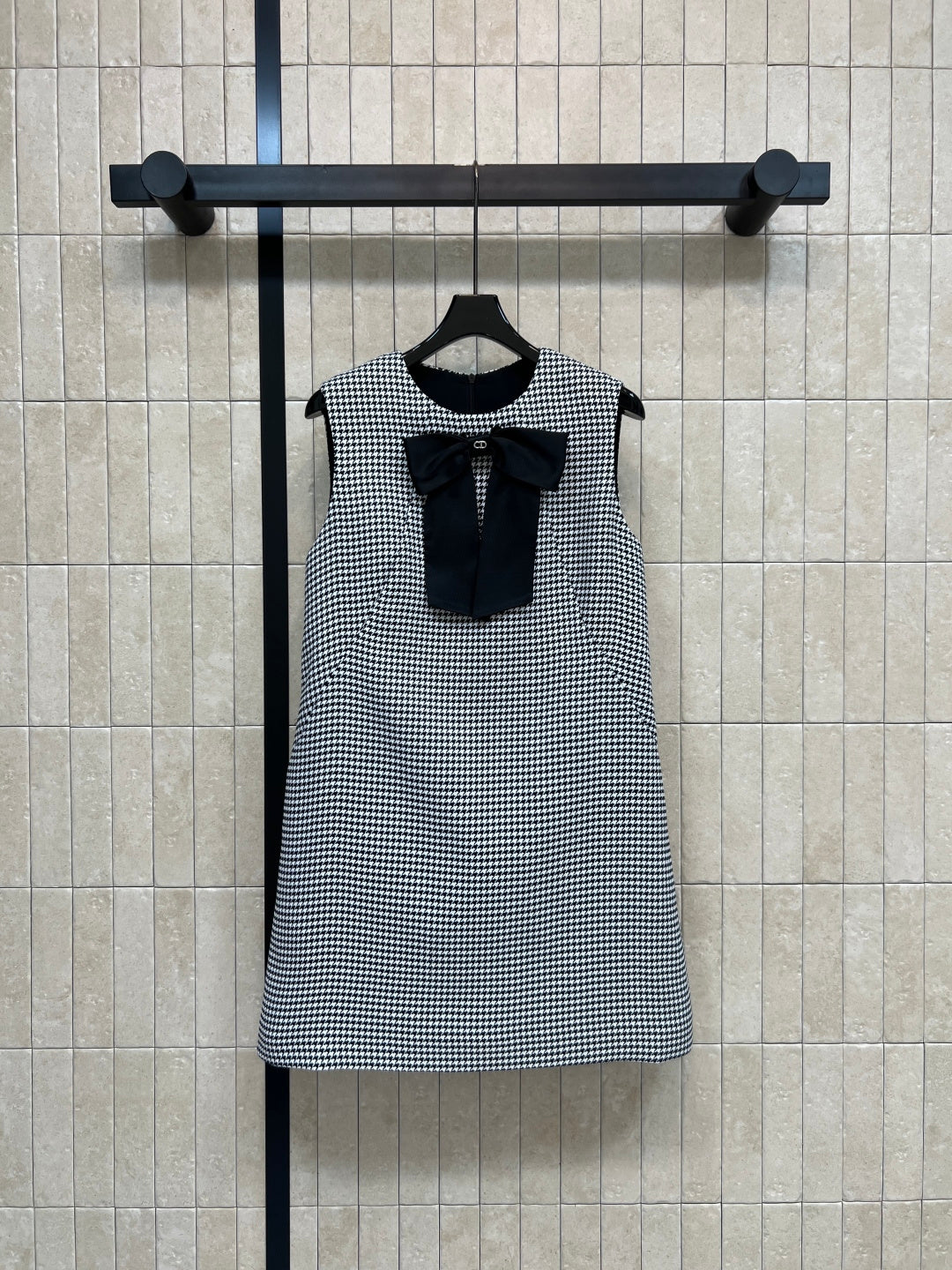 CD 26s Straight-Cut Short Dress Black White Polyester Fiber