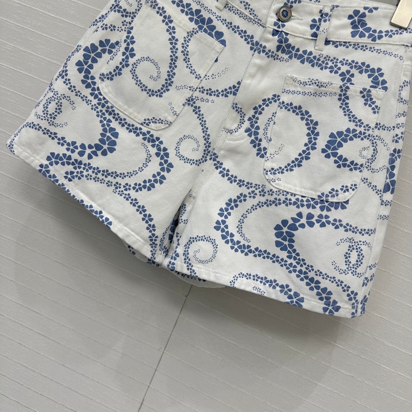 CC 25 Printed Denim Short Blue White Cotton