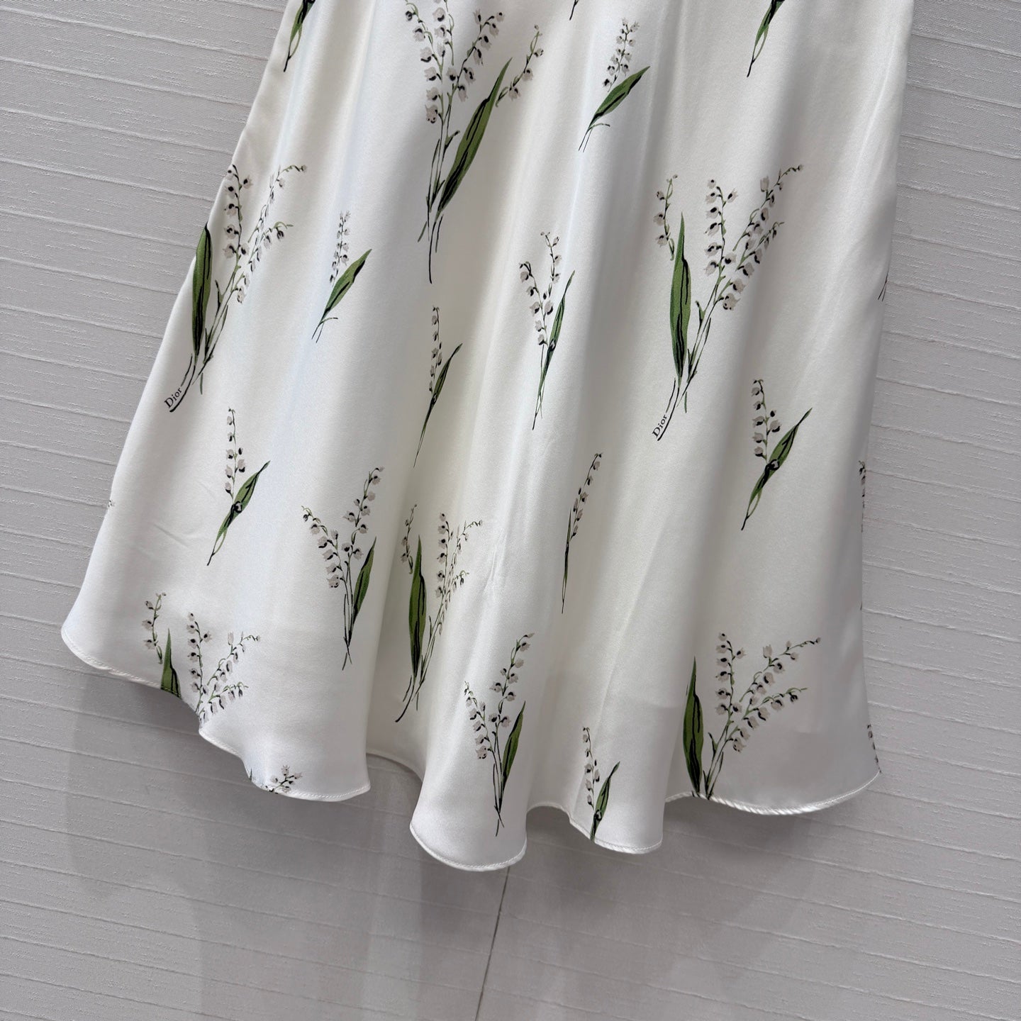 CD Mid-Length Flared Skirt White Colorful Silk 360955