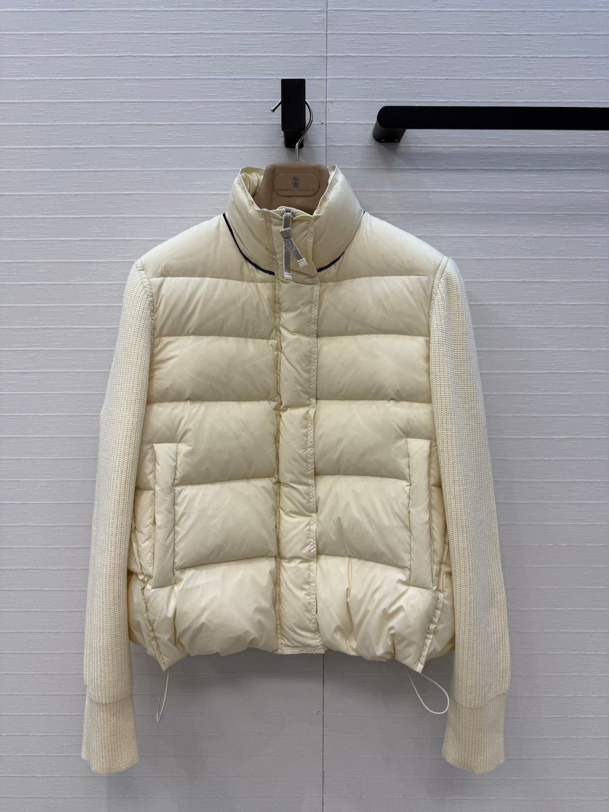 BC 26s Knit Sleeves Down Jacket Off White Nylon Wool 428572