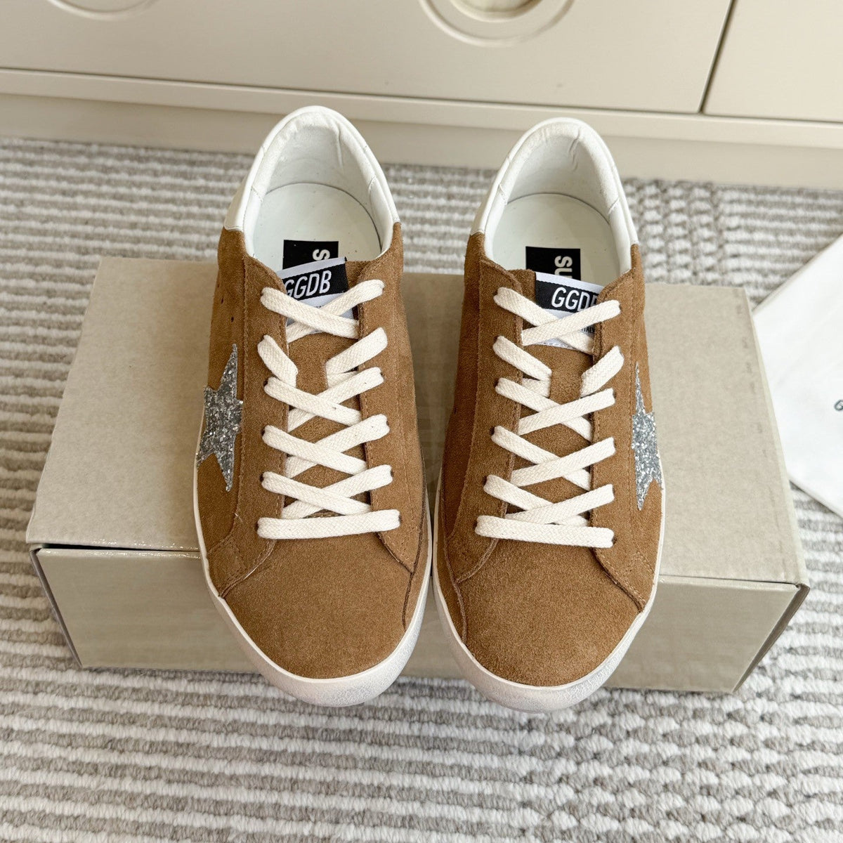 GGDB Sneakers Camel Suede Silver Glitter Star 122360