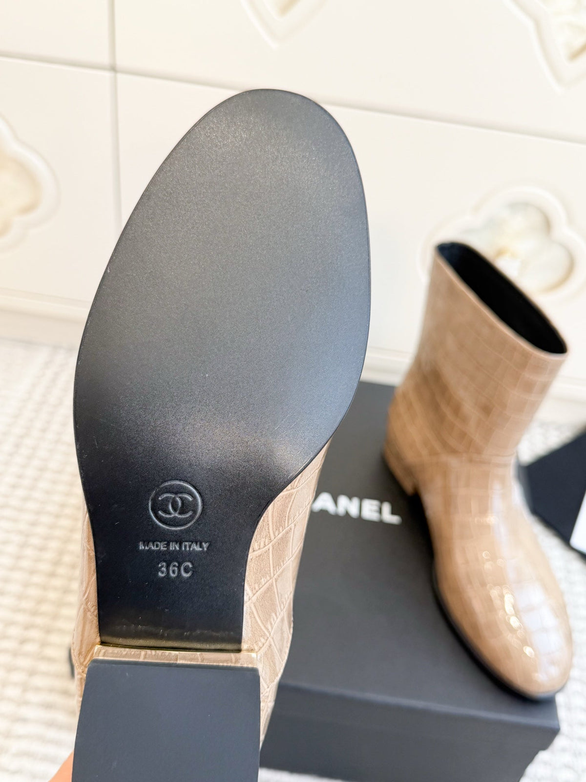 CC 26s Croc Embossed Ankle Boots Beige Patent 122041