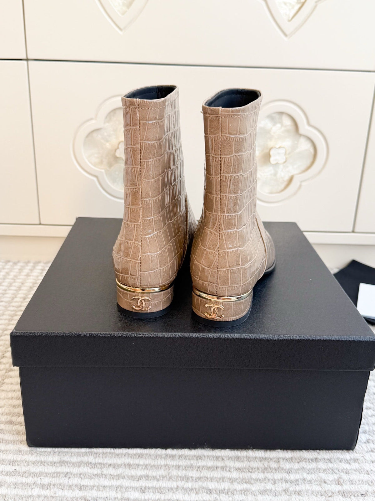 CC 26s Croc Embossed Ankle Boots Beige Patent 122041