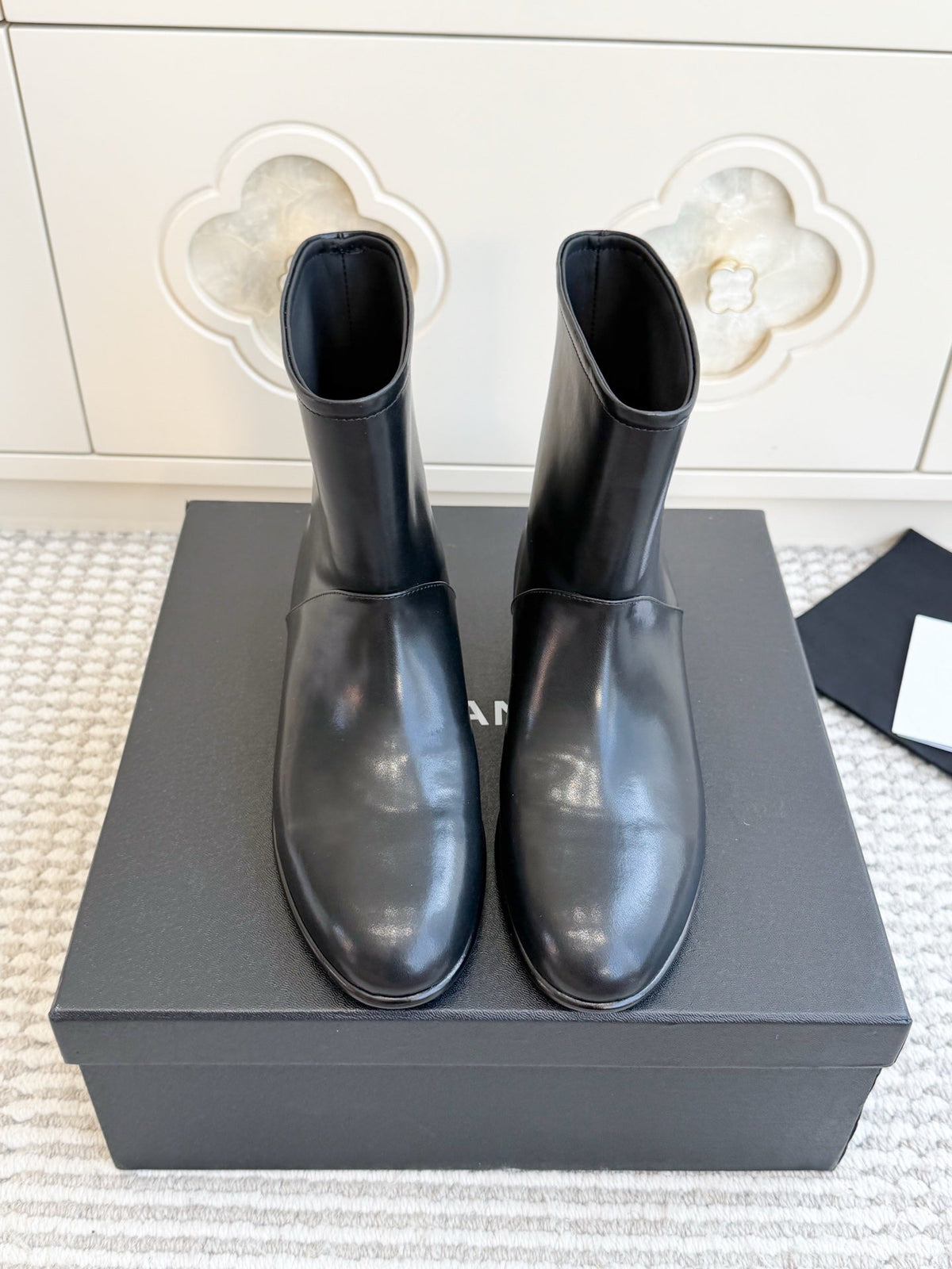 CC 26s Ankle Boots Black Black Leather 122042