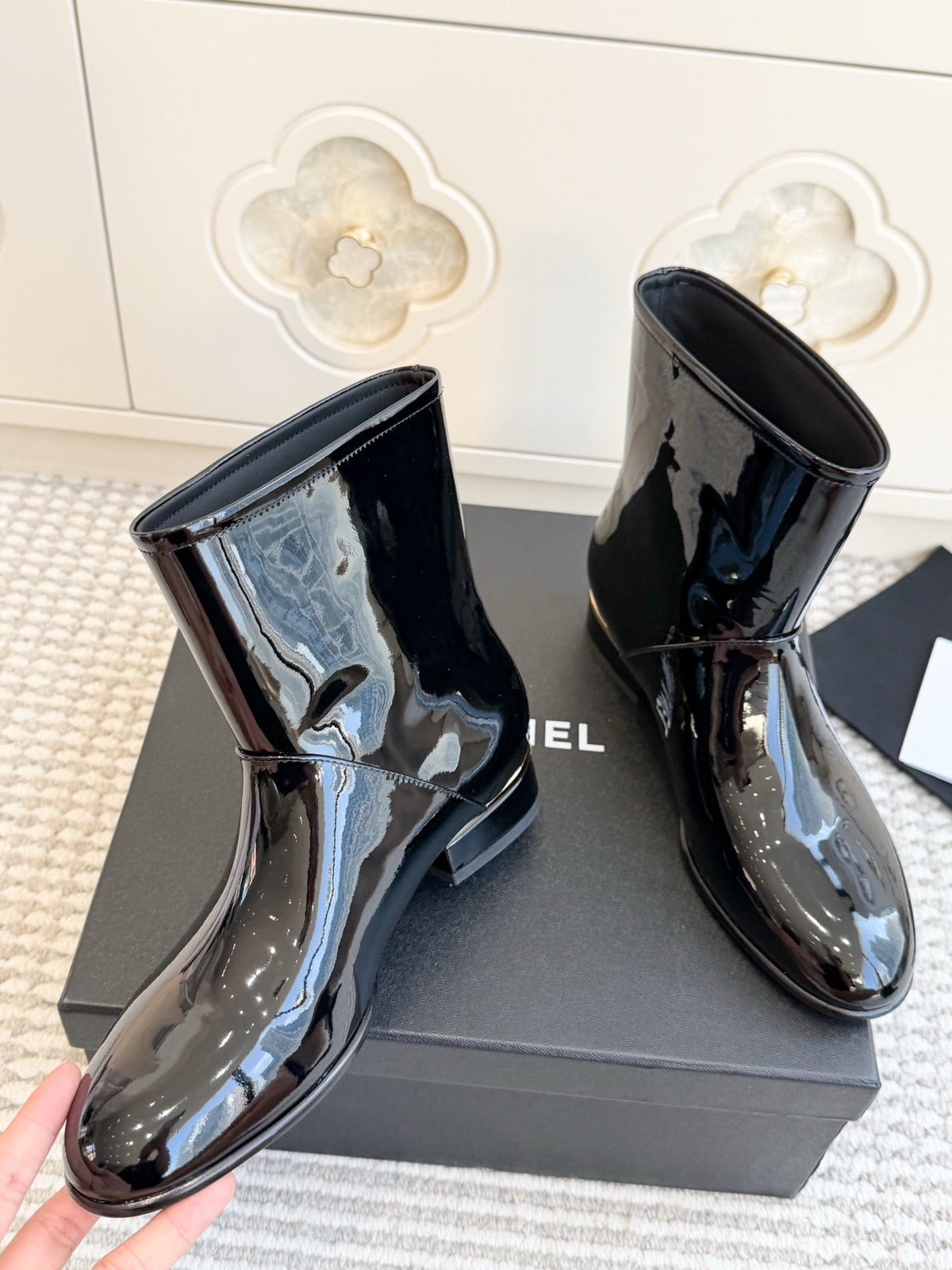 CC 26s Ankle Boots Black Black Patent 122044