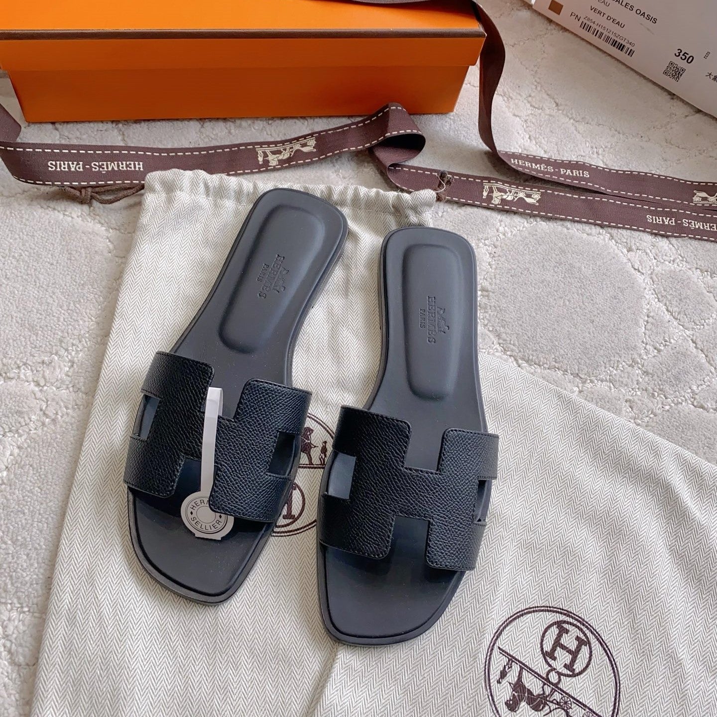 HM 26s Oran Sandal Dark Blue Espom Goatskin 724266
