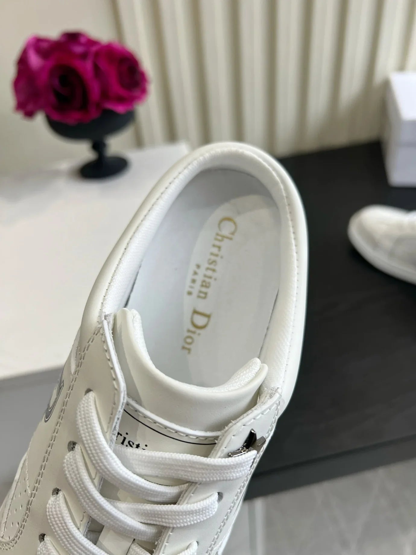 Dior 2026 Versatile Sneakers White Cowhide 977547