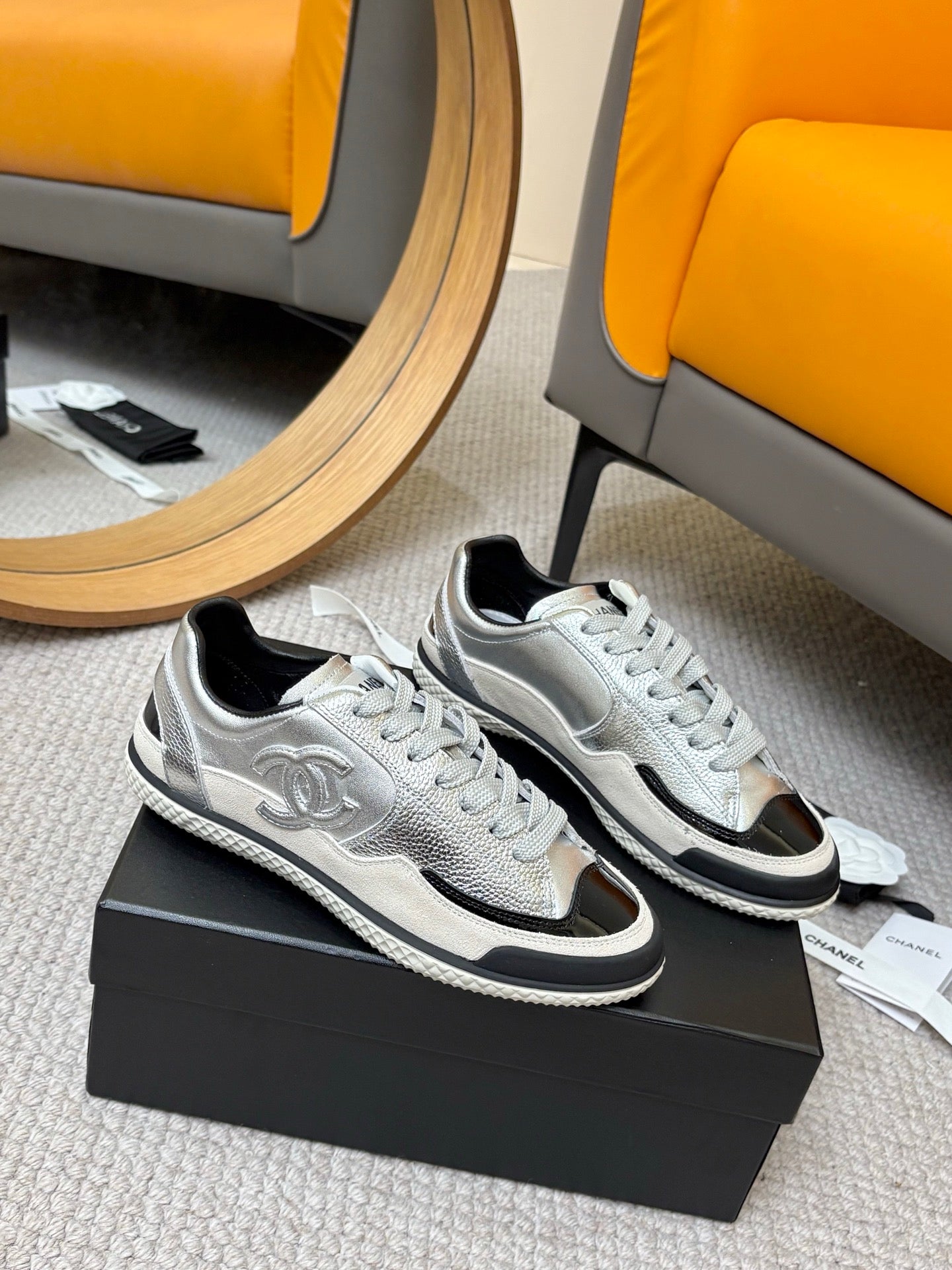 CC 25C Casual Sneakers Sliver Black Cowhide Suede Patent Leather 528155