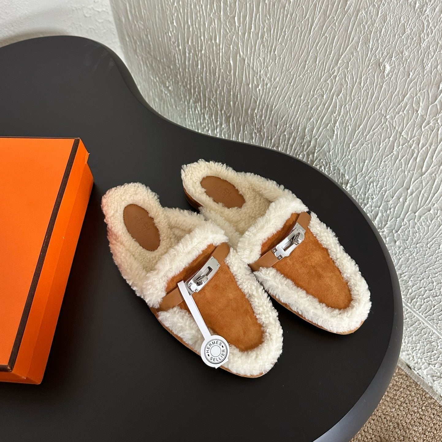 HM Oz Mule Caramel Mix White Suede Lined With Wool Fleece 961092