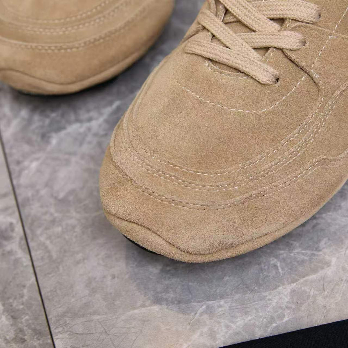 Chanel 26s Sneakers Beige Suede 168245