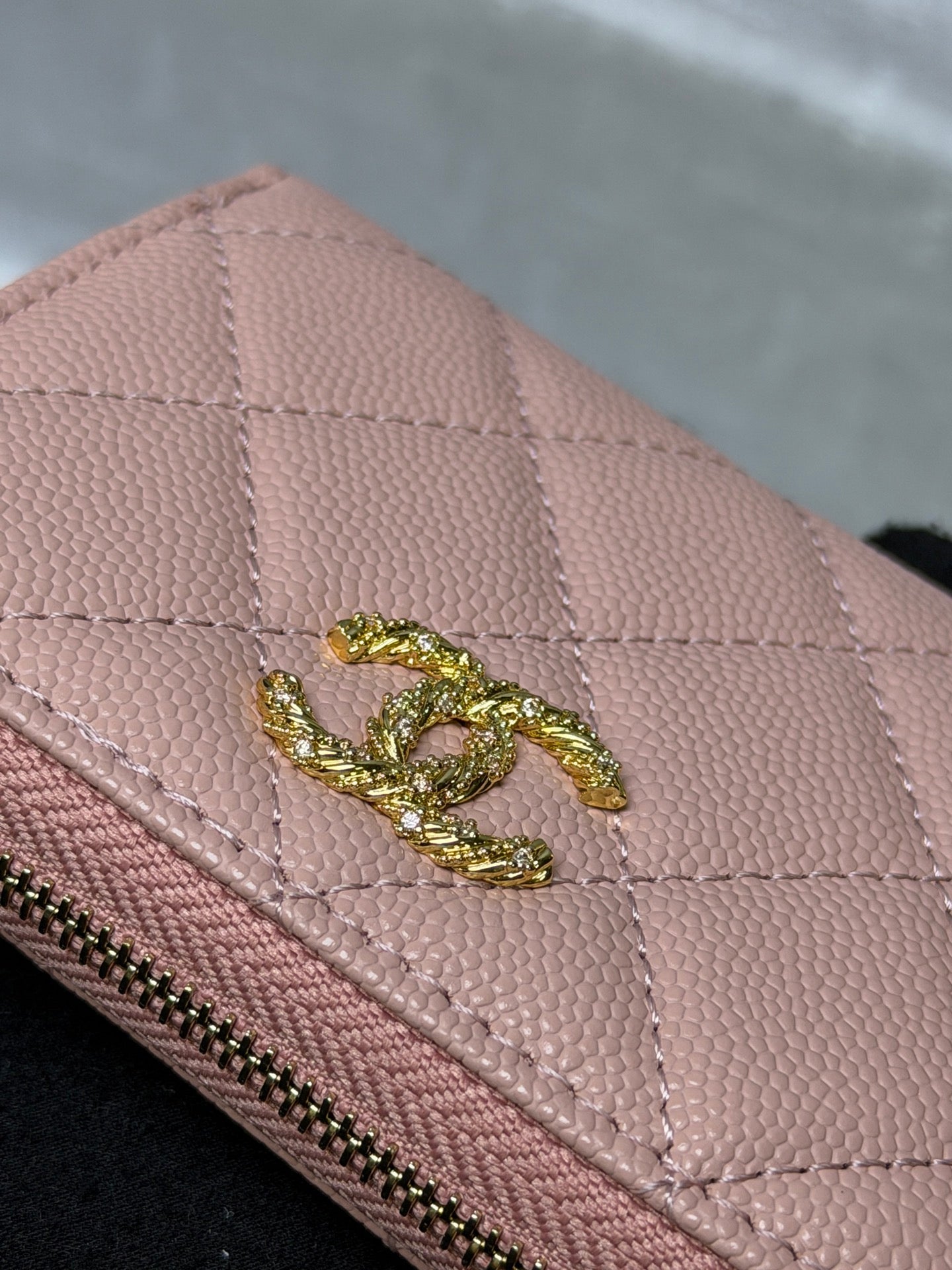 CC 26P Zipper Card Holder Light Pink Quited Caviar Leather