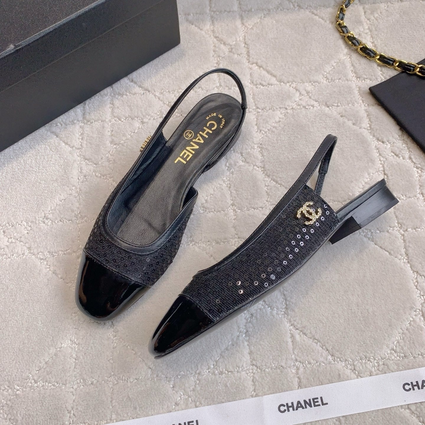 CC Cap Toe Slingback Black Lamskin & Glitter 404279