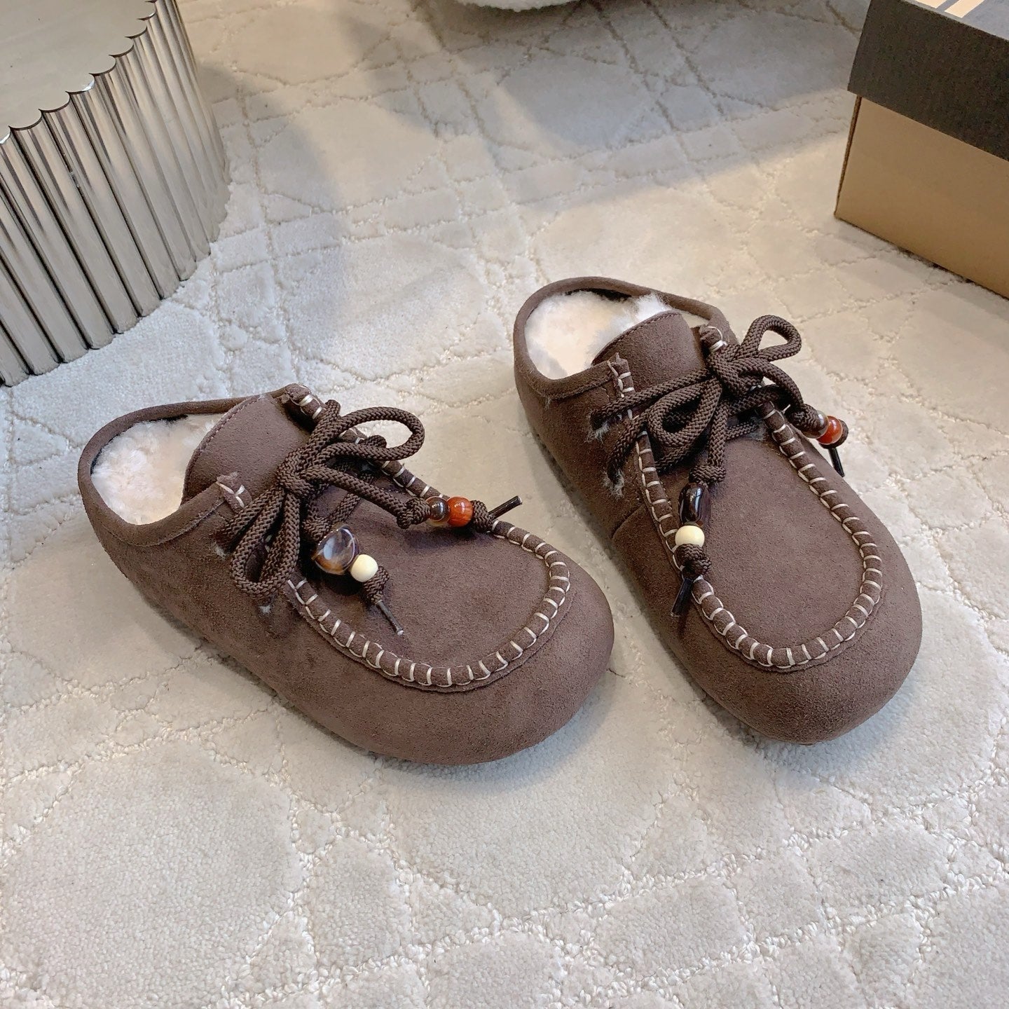 UGG Yupoo Loafers Burgundy Wool Suede 516907