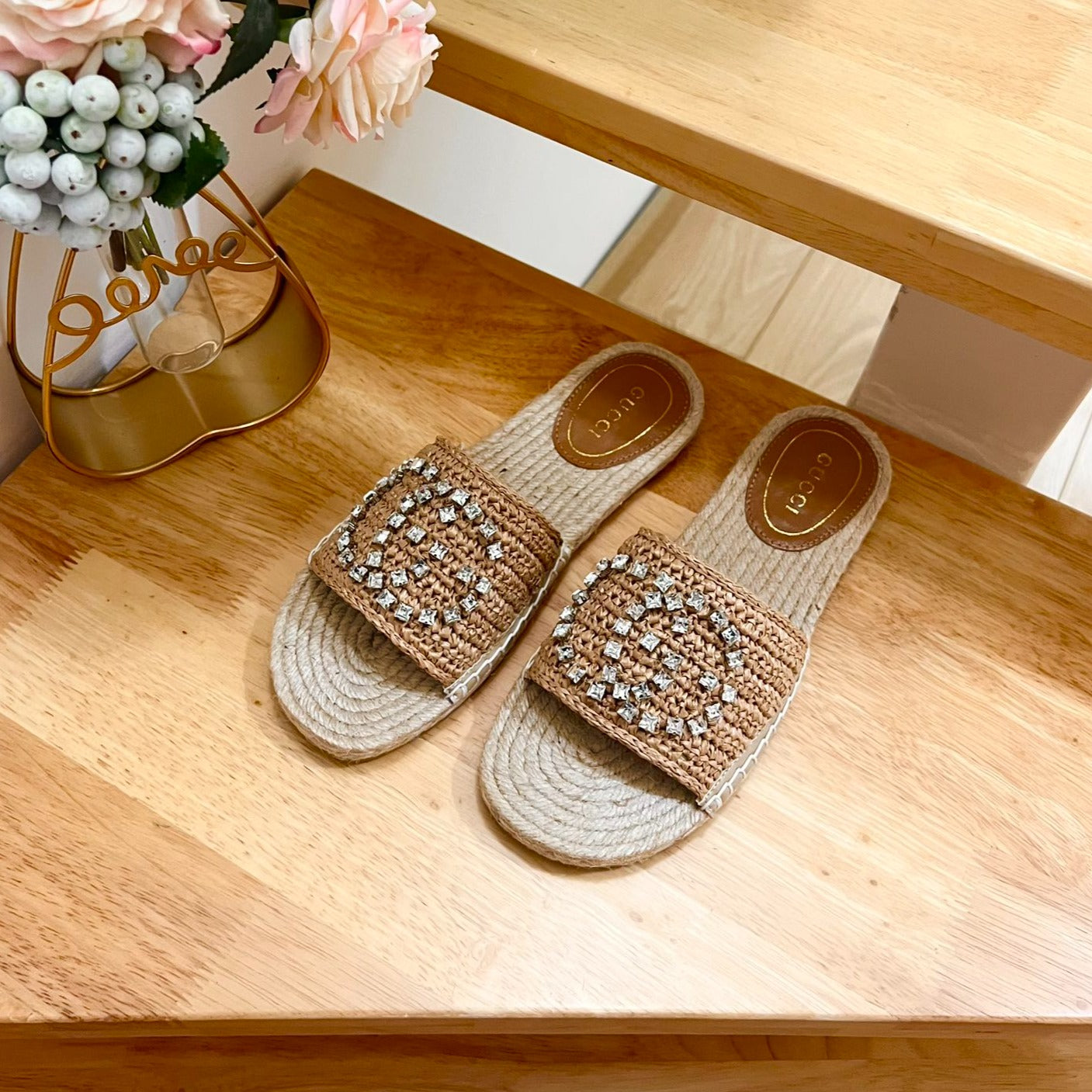 GG Casual Style Logo Sandals Brown Caramel