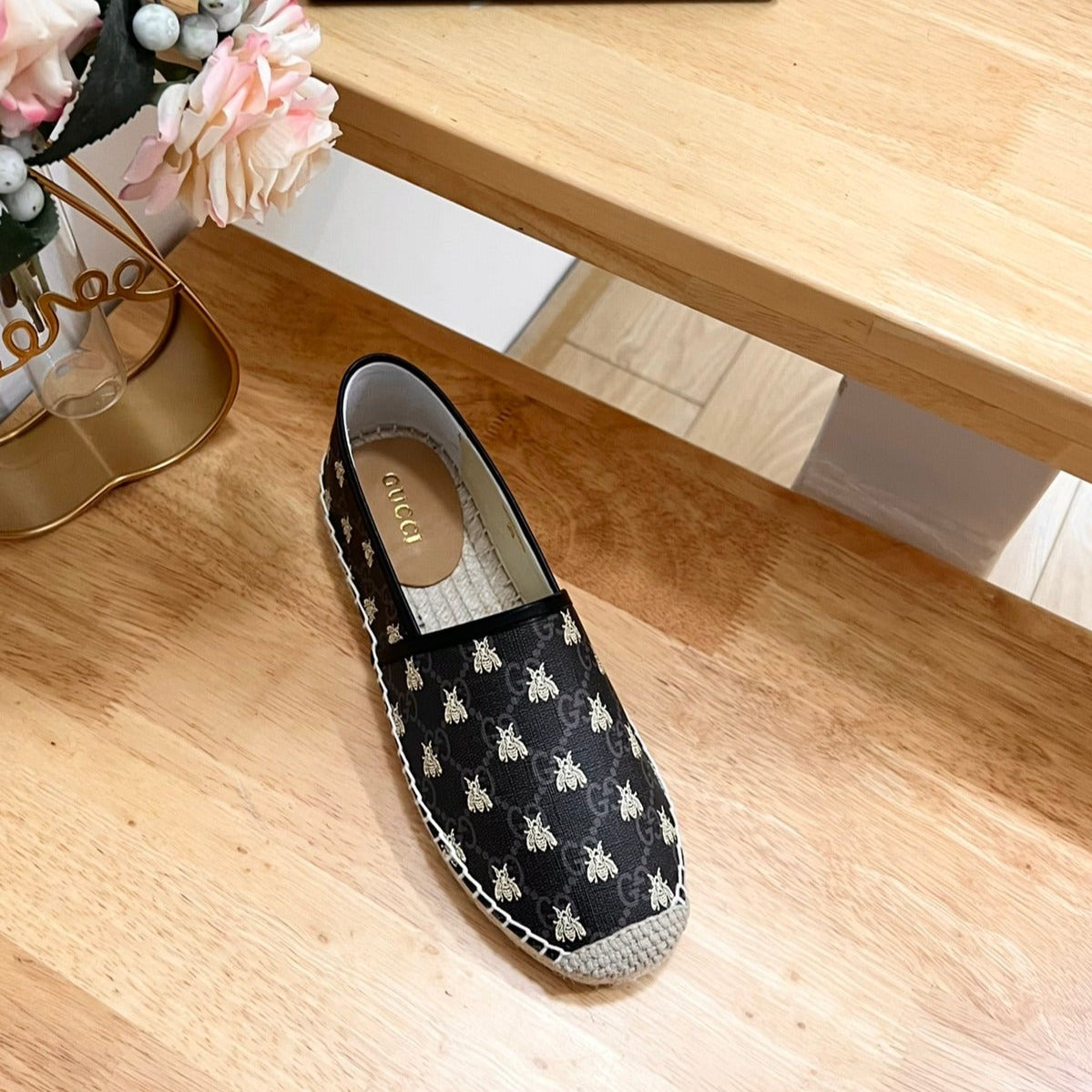 GG Supreme Flat Shoes Black Caro
