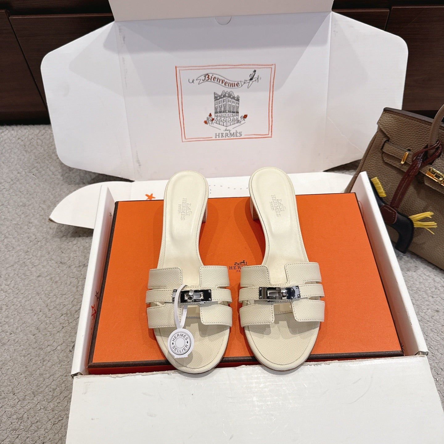 HM Kelly Buckle Sandals 5cm Cream Leather 805002