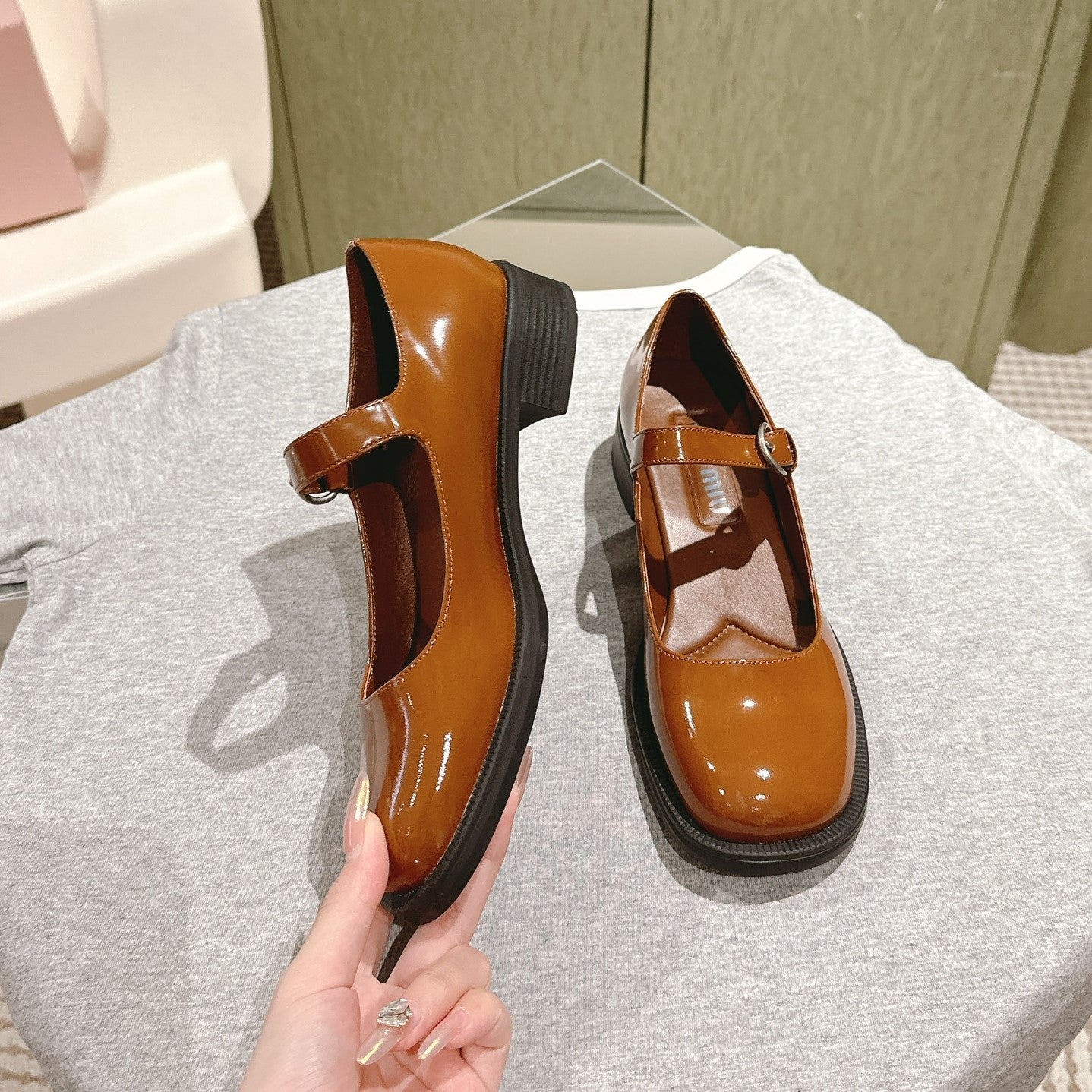 Miu Mary Jane Shoes Brown Patent Leather 445565