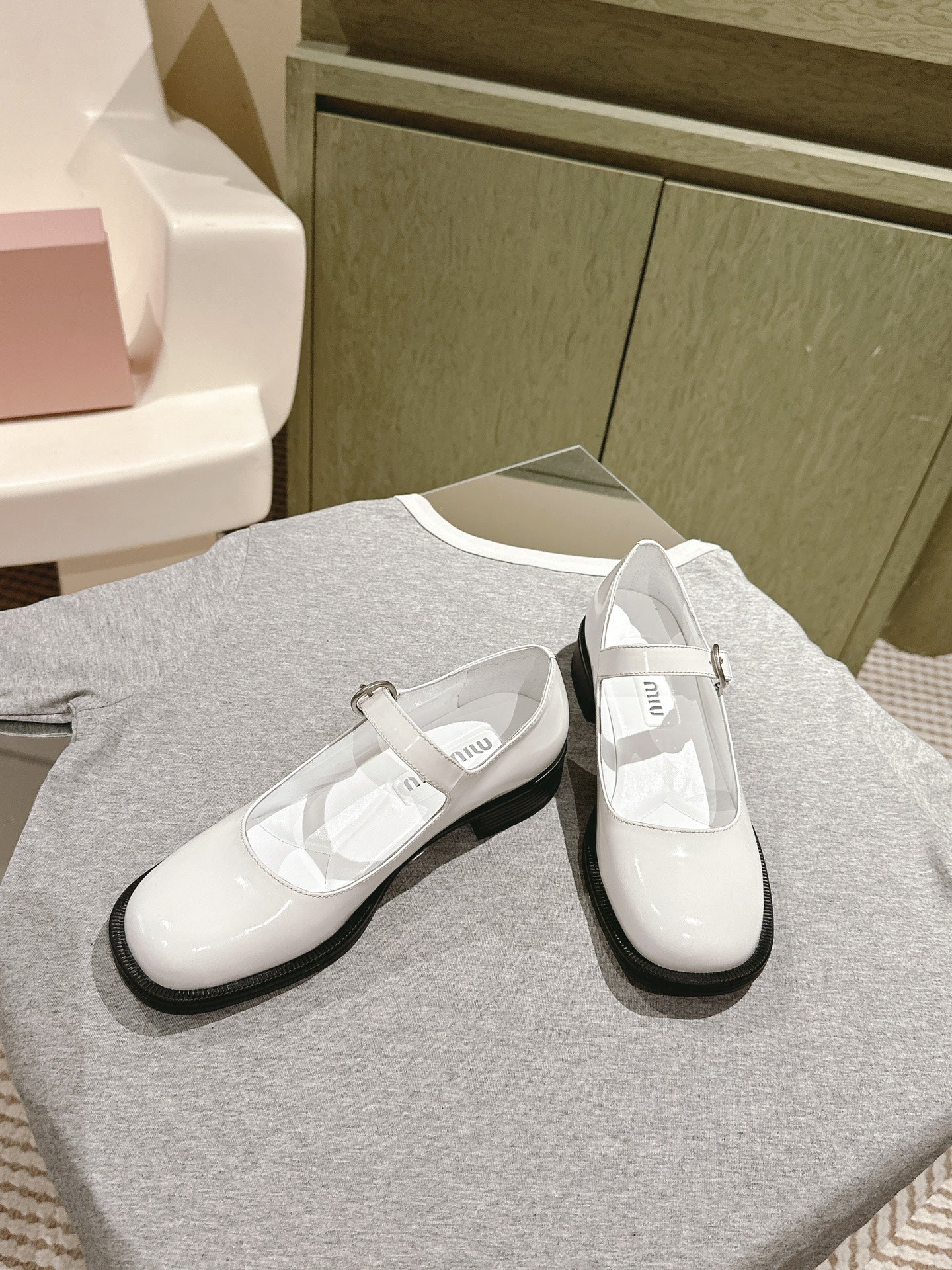 Miu Mary Jane Shoes White Patent Leather 445566