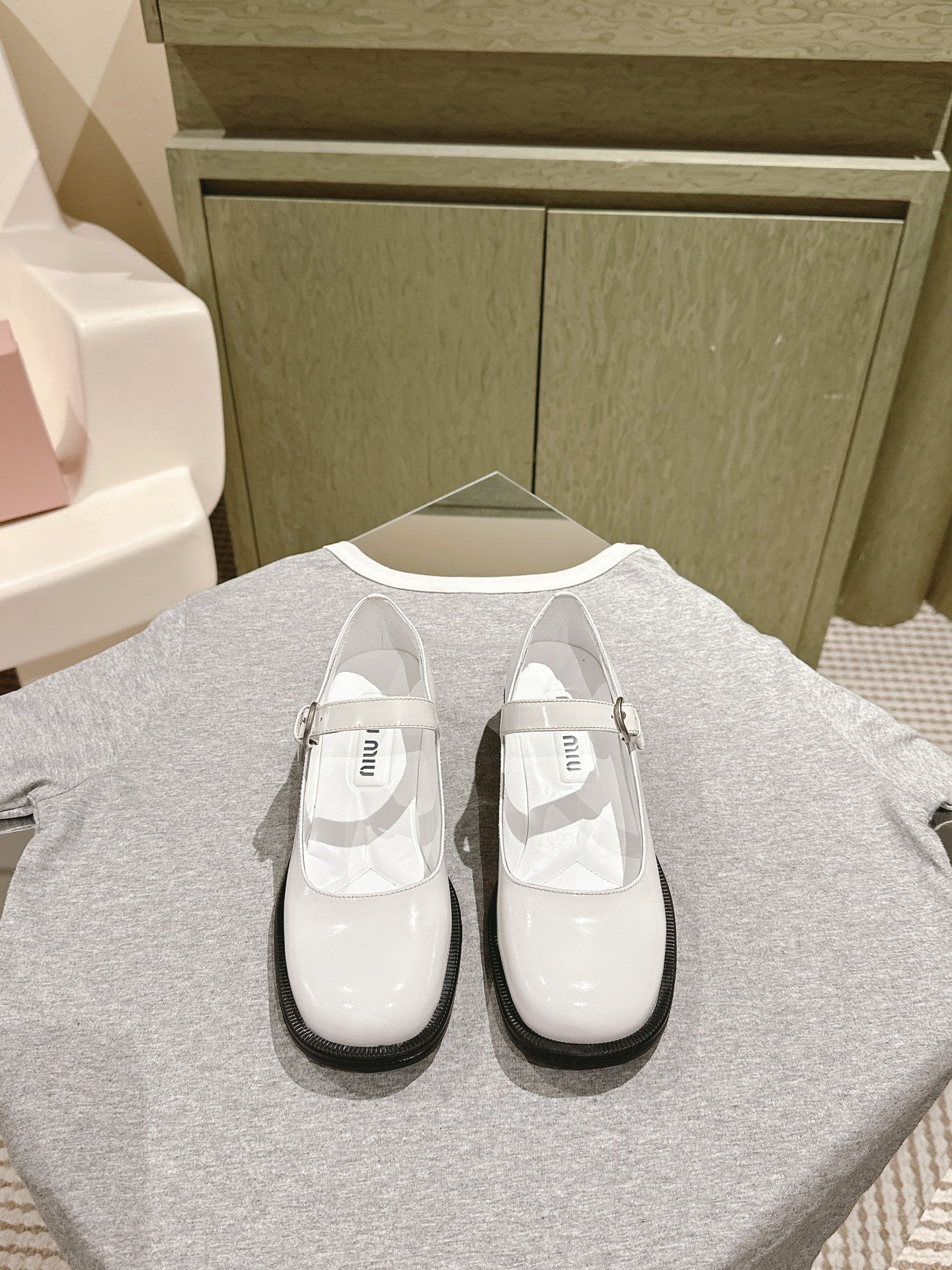 Miu Mary Jane Shoes White Patent Leather 445566