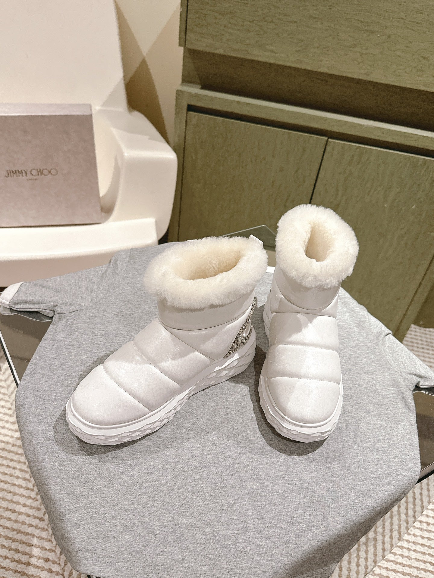 Jimmy Xan Toffee Ankle Boots with Crystals White Shearling Leather 533014