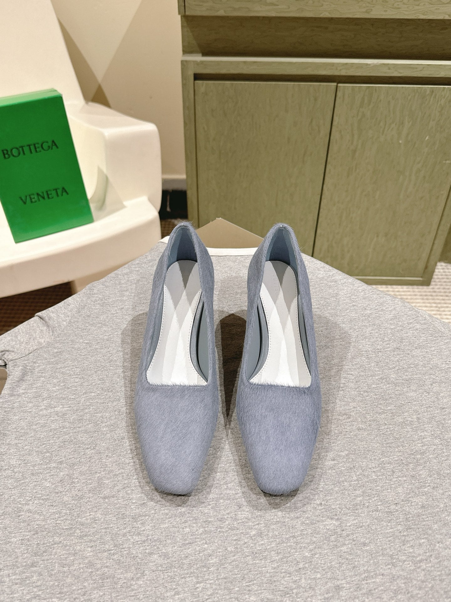 BV Kitten Heels Pumps 45mm Grey Horsehair 448413