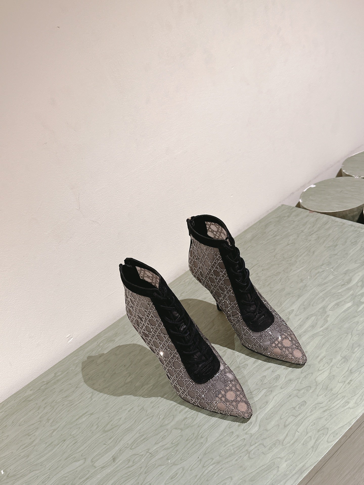 CD Capture Ankle Boot 85mm Black Mesh & Suede 483089
