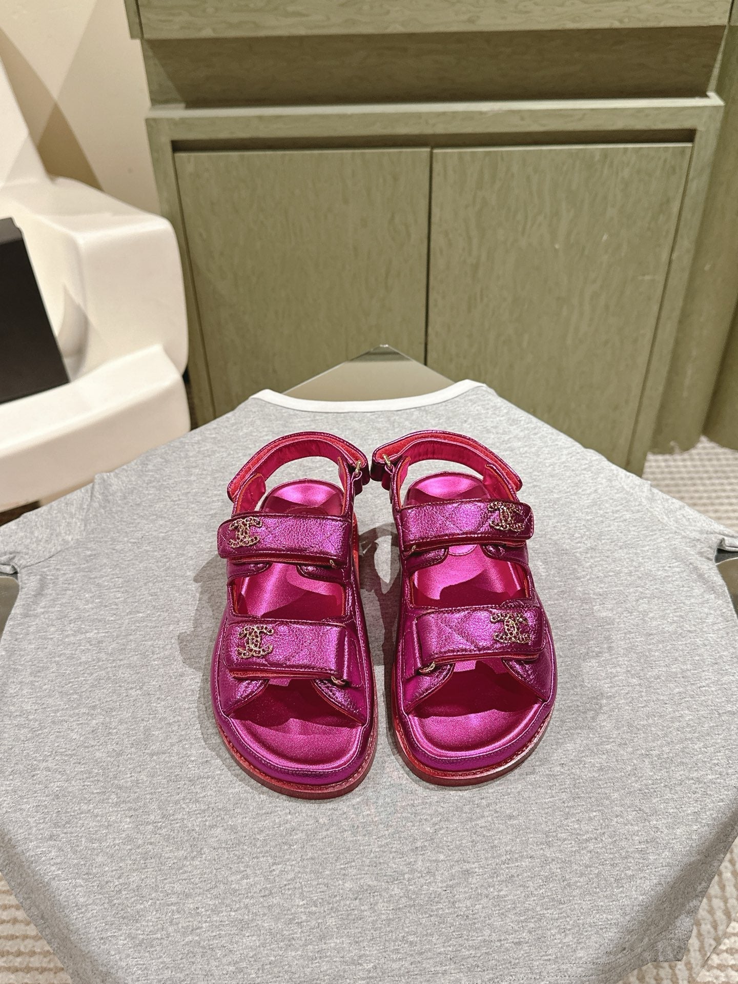 CC 25C Dad Sandals Pink Metalic Grained Calfskin 462233