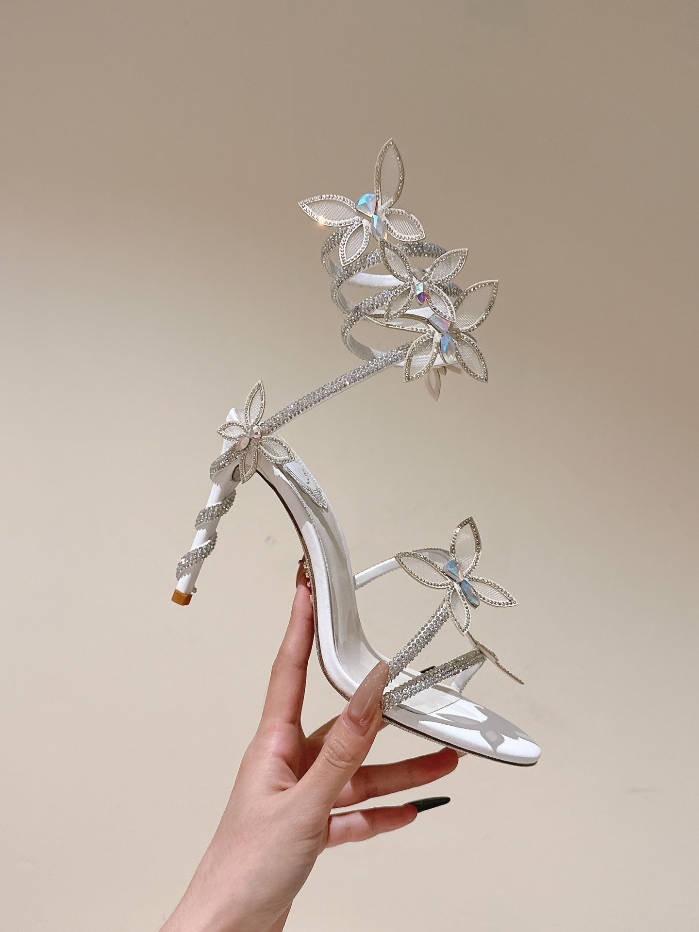 RC 25 Butterfly High-Heeled Sandals White Silk Rhinestones