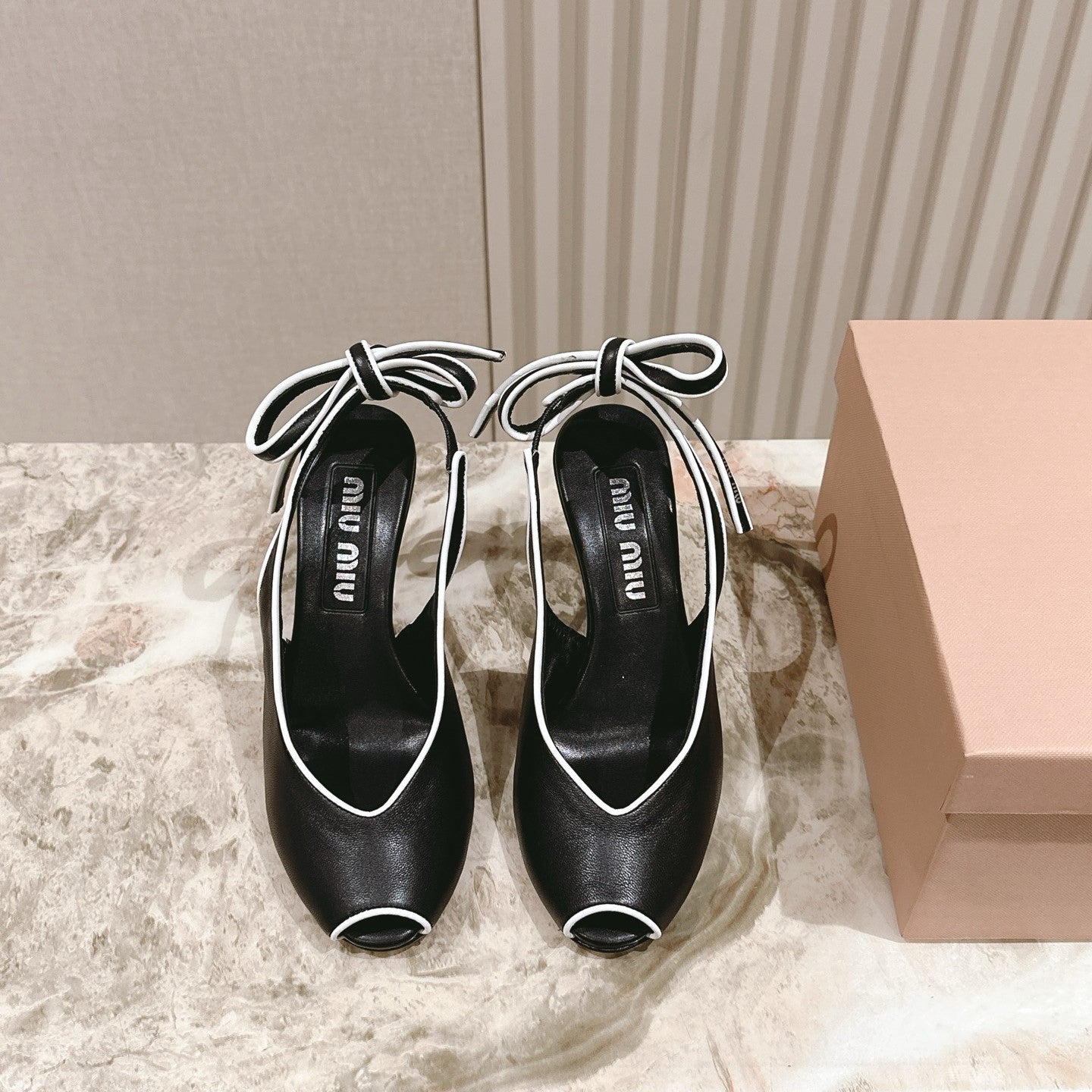 Miu Mordoré Slingback Pumps 85mm Black Cowhide Sheepskin 445793