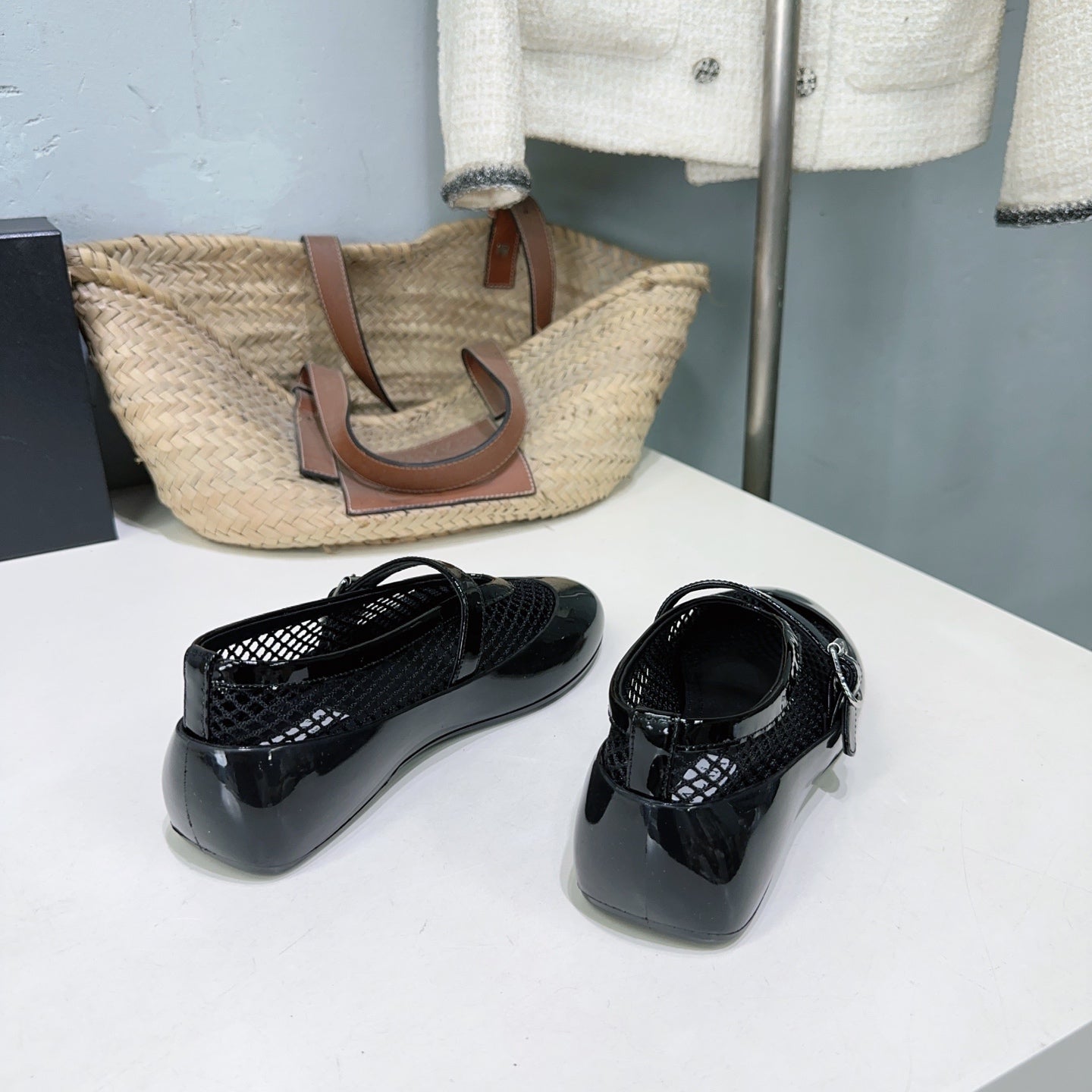Alaia Ballet Flats Black Mesh Patent Leather 674310