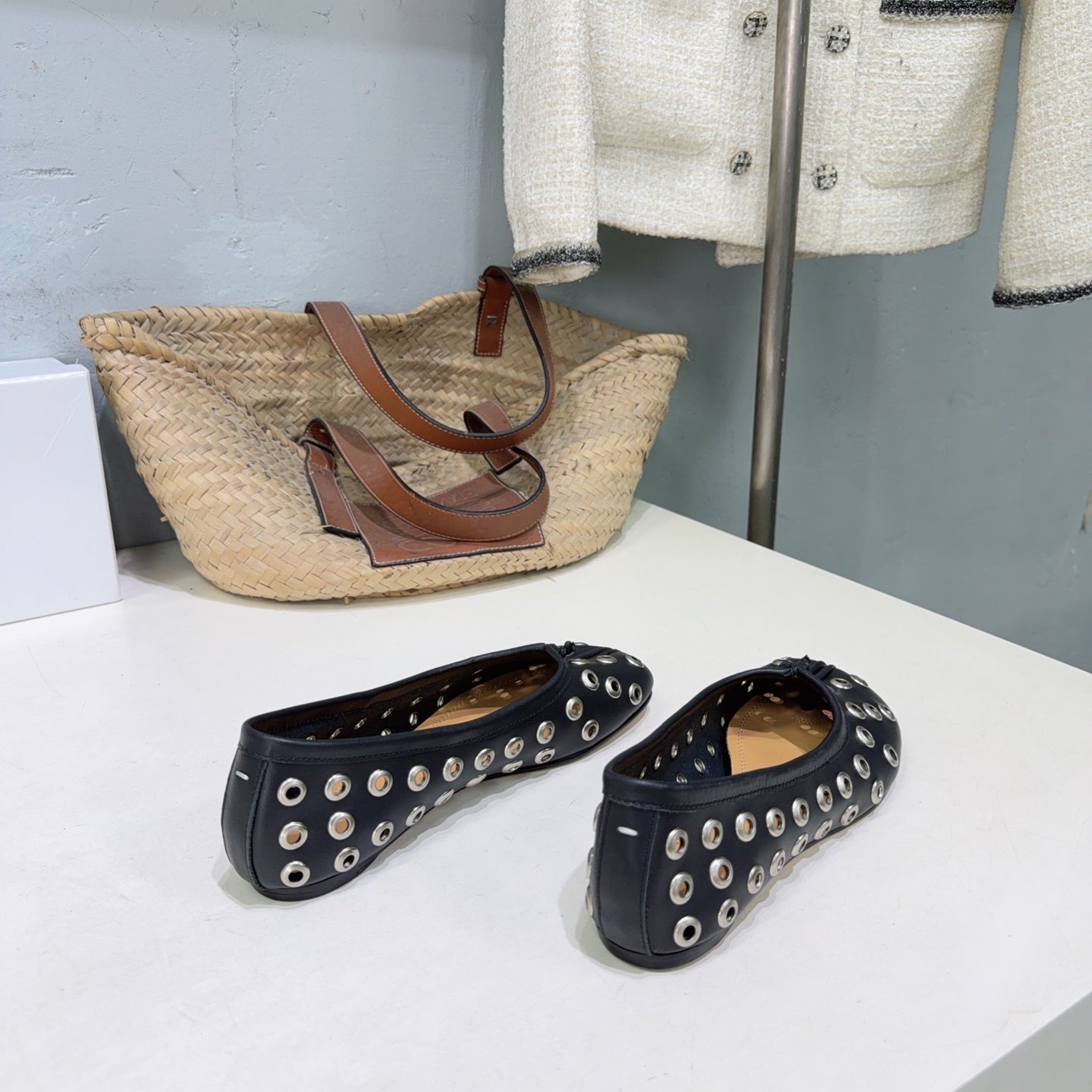 MM6 Bellissima Ballerina Eyelet Details Black Cowhide 893694