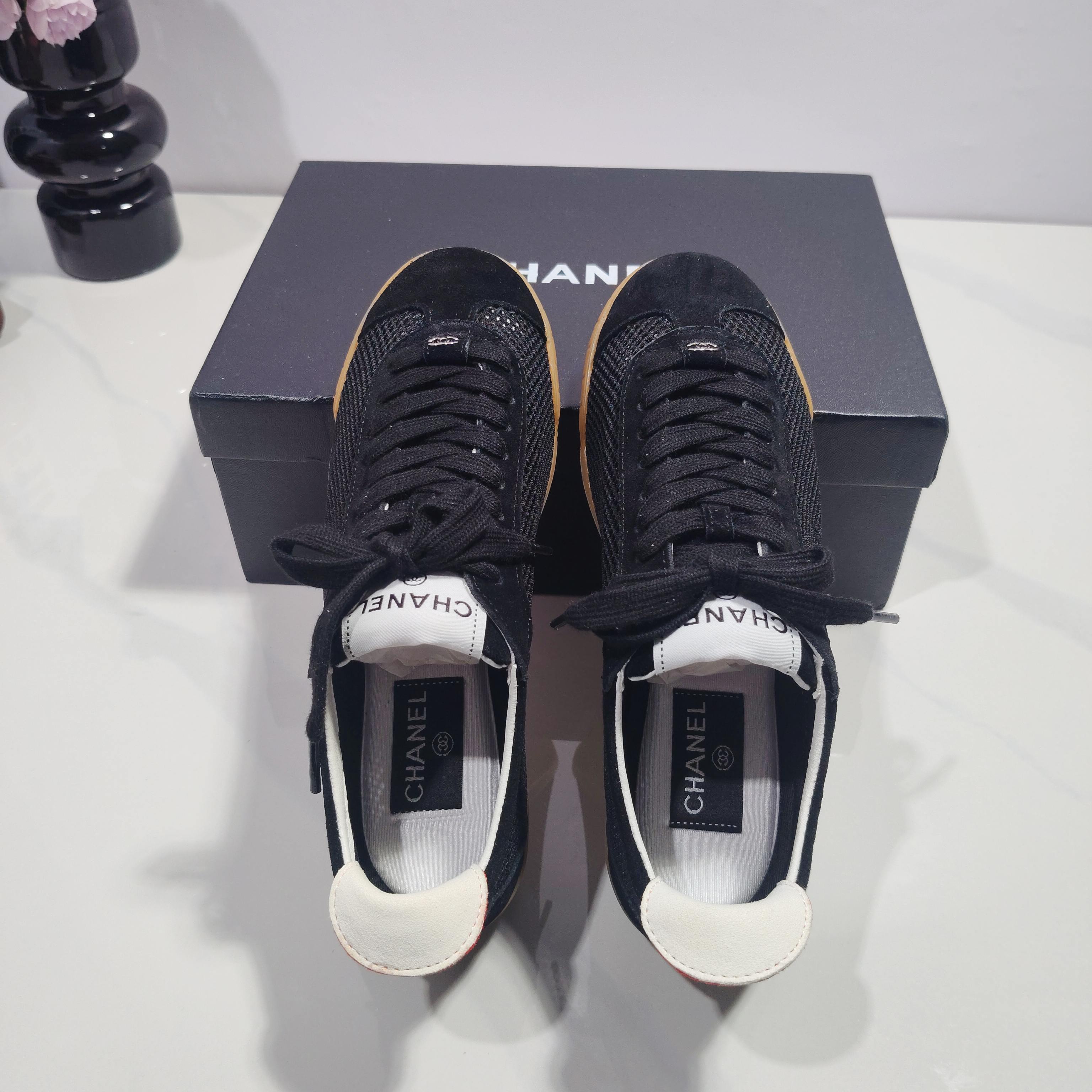 CC 26s Sneakers Black Suede Mesh 953776